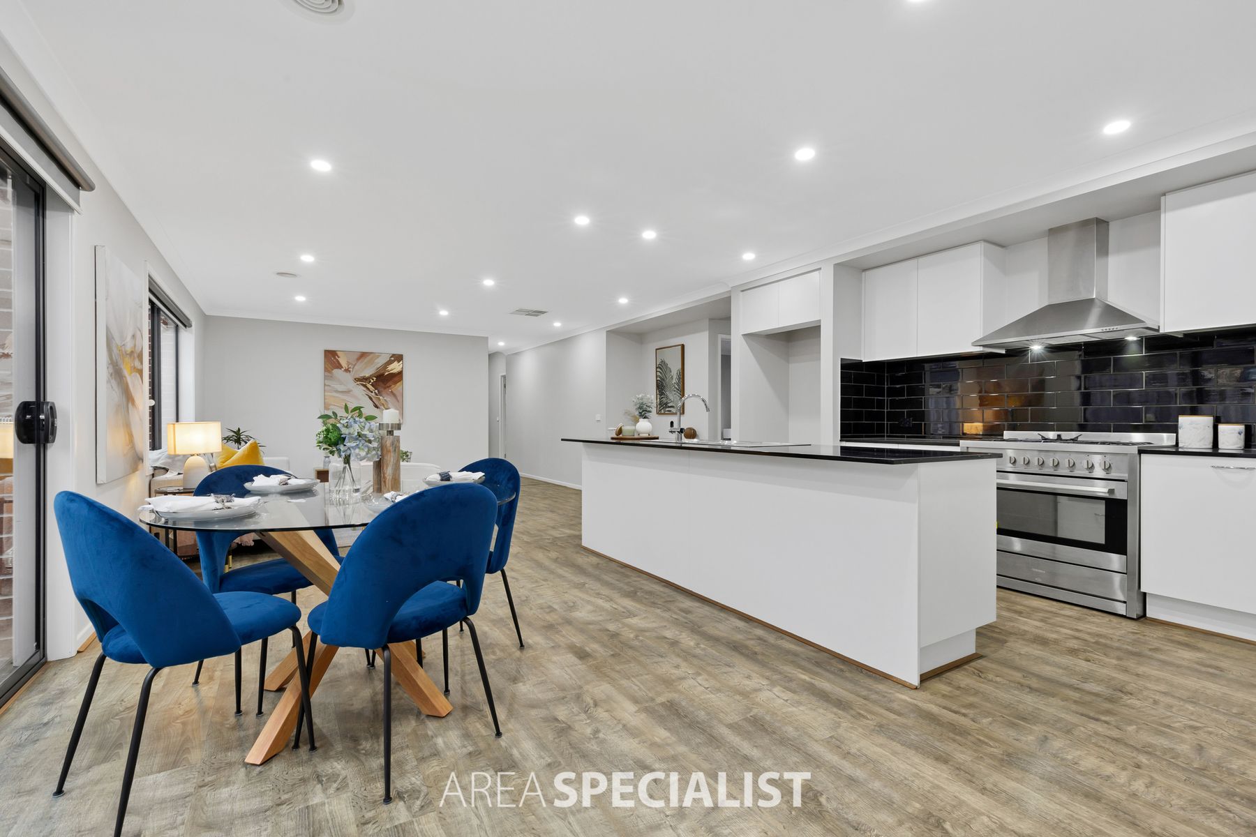 67 Corymbia Promenade, Pakenham, VIC 3810, Pakenham - Thumbnail 7