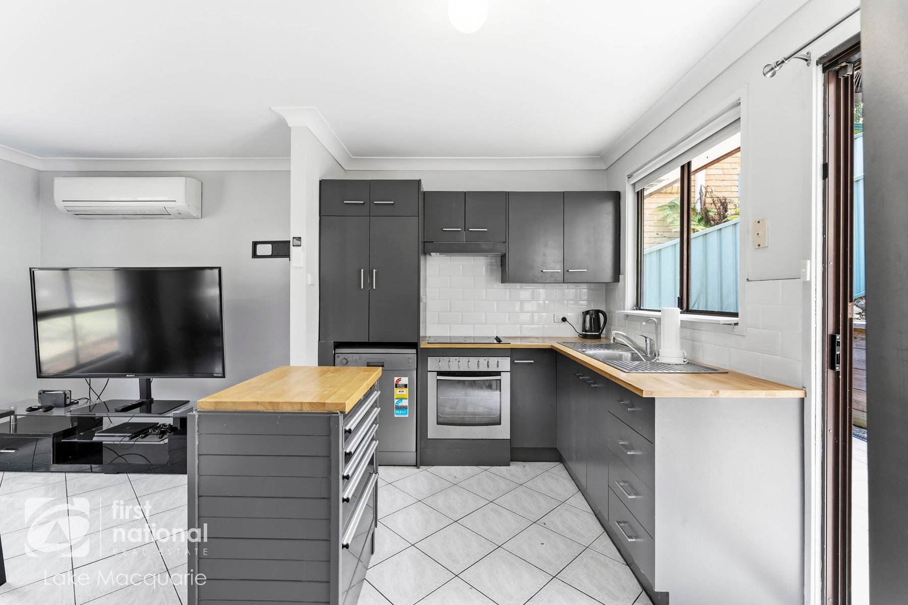 21 Endeavour Close, Woodrising NSW 2284, Woodrising - Thumbnail 4