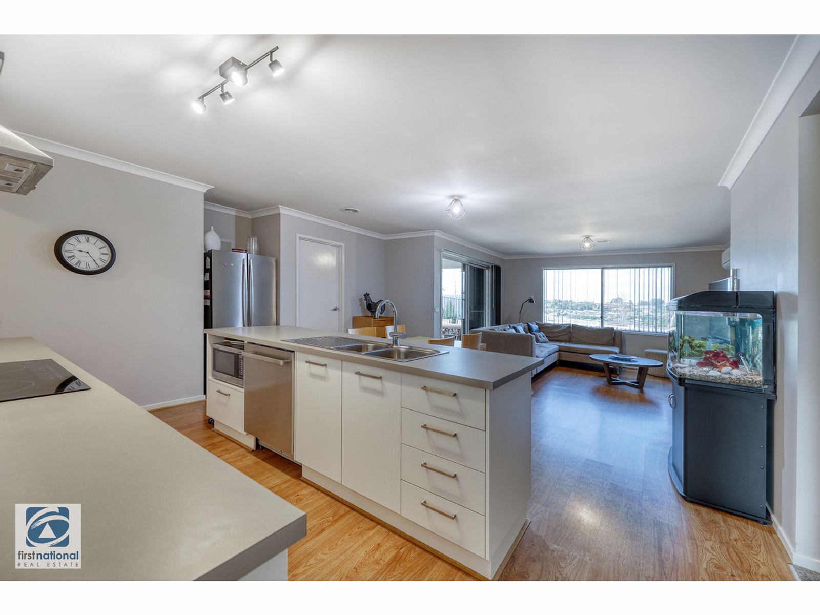 22 Golden Avenue, Warragul, VIC 3820, Warragul - Thumbnail 7