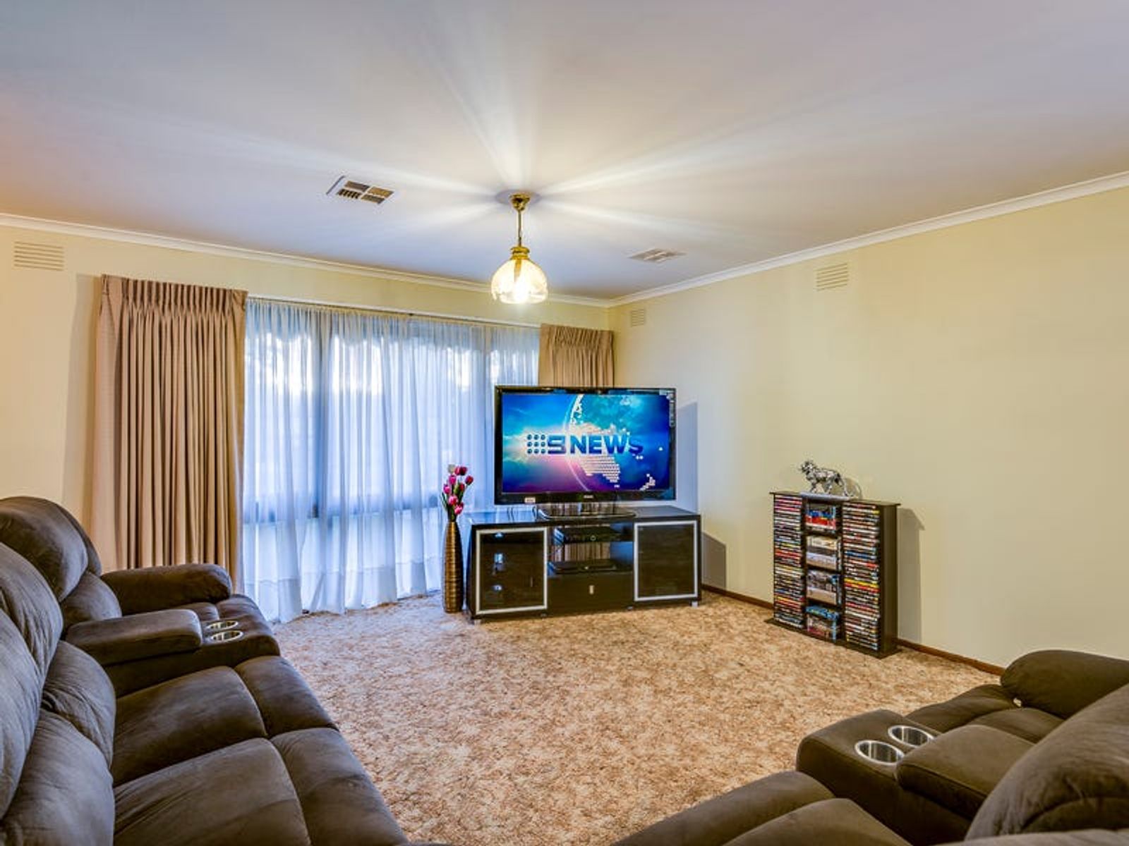 74 Scotsburn Way, Endeavour Hills, VIC 3802, Endeavour Hills - Thumbnail 2