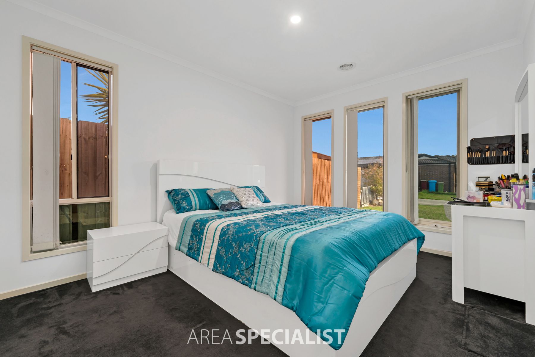 9 Nandaly Place, Cranbourne West, VIC 3977, Cranbourne West - Thumbnail 5