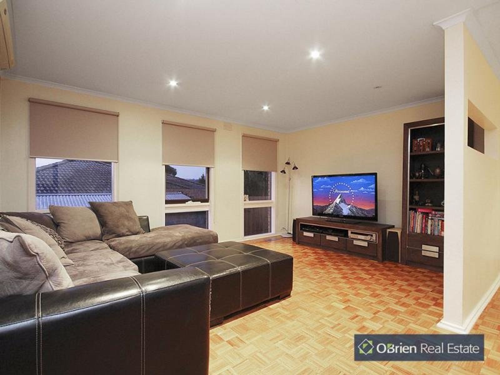 27 Monteith Crescent, Endeavour Hills, VIC 3802, Endeavour Hills - Thumbnail 3