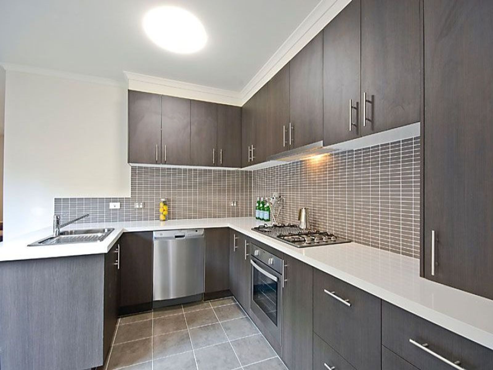 23 Neale Street, Kensington - Thumbnail 4
