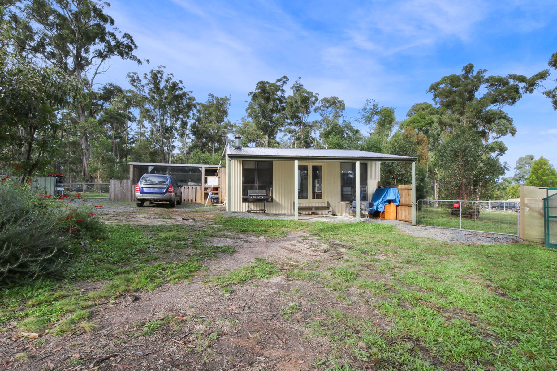 24-26 Gorge Road, Nowa Nowa - Image 1