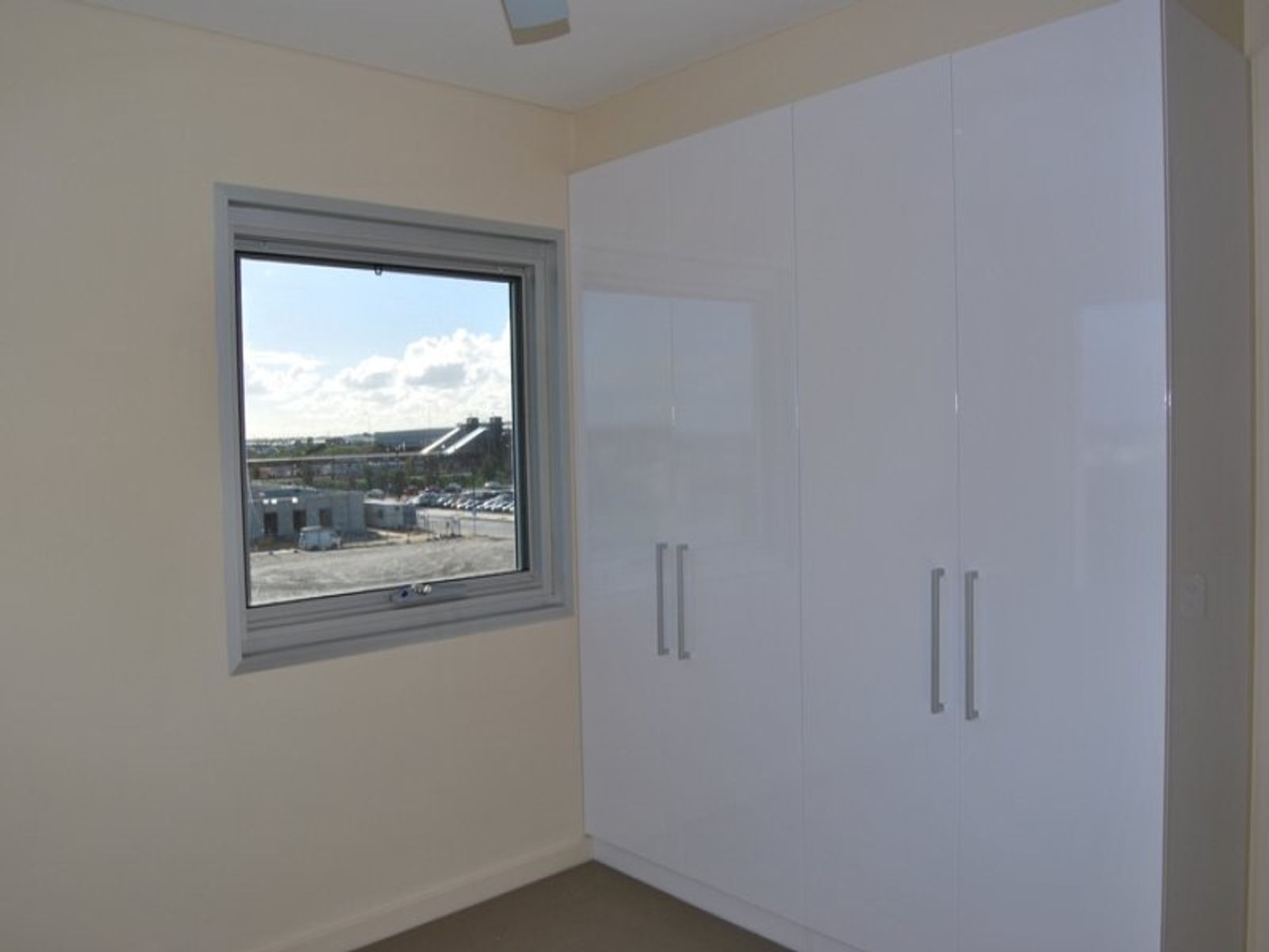 3/2, 21, Mawson Lakes - Thumbnail 8