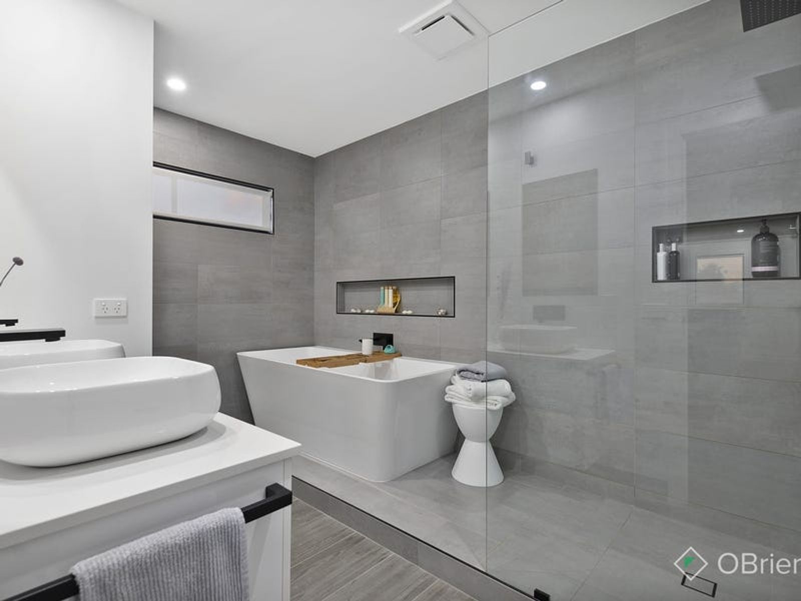 73 Girvan Circuit, Endeavour Hills, VIC 3802, Endeavour Hills - Thumbnail 7