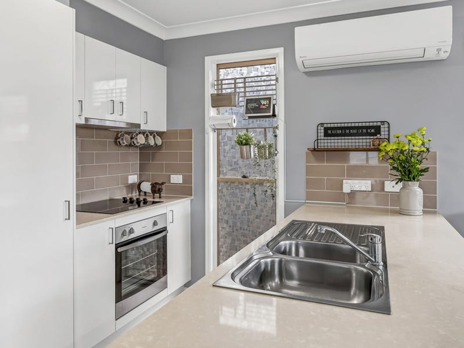 12 Fountain Street, Pimpama, QLD 4209, Pimpama - Thumbnail 2