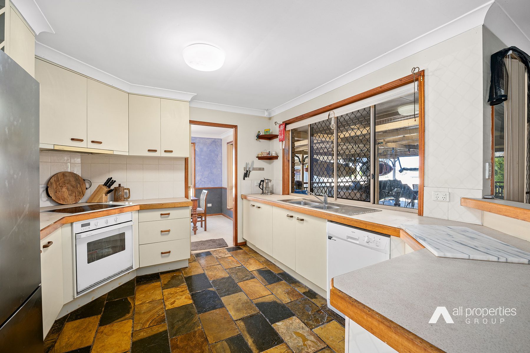 28 Aronia Court, Regents Park QLD 4118, Regents Park - Thumbnail 4