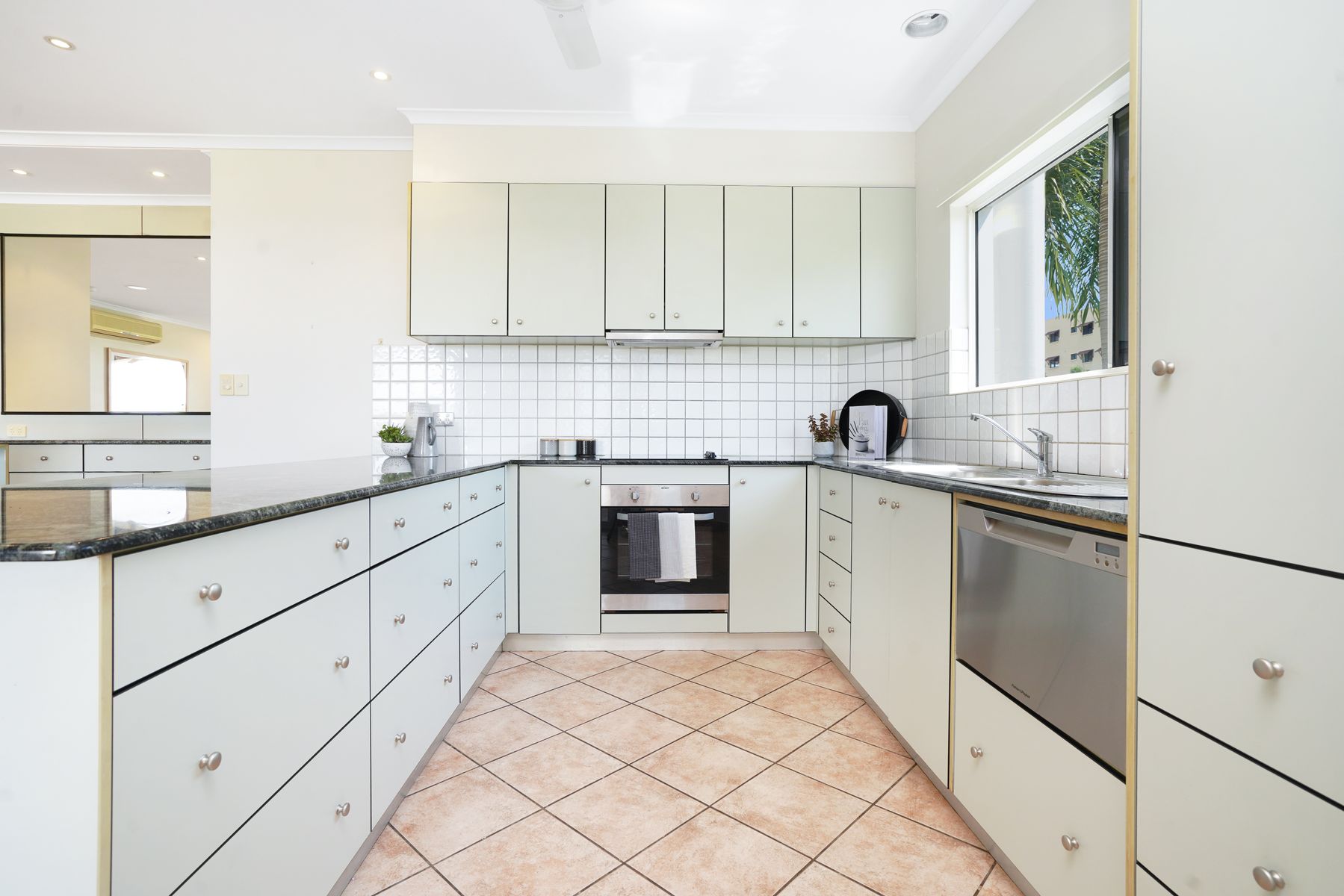 1/9 Brewery Place, Woolner NT 0820, Woolner - Thumbnail 4