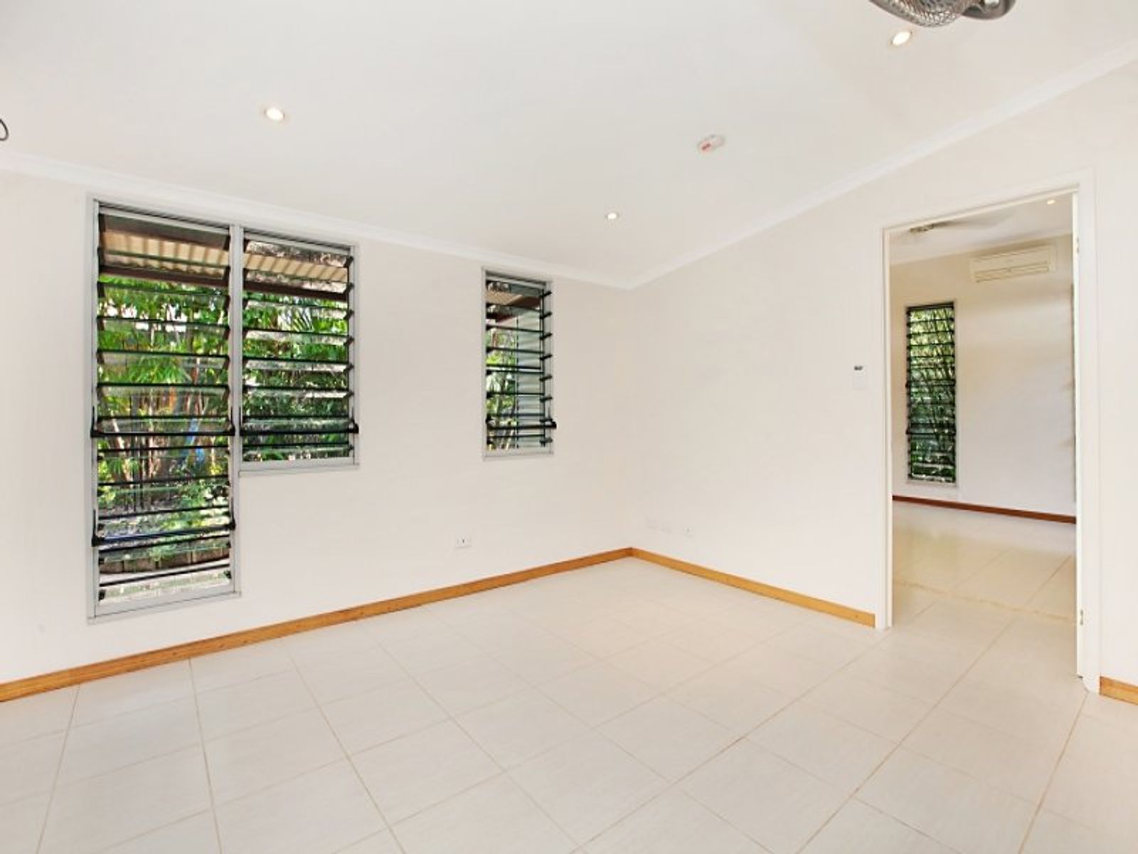 29 Sanderling Street, Wulagi NT 0812, Wulagi - Thumbnail 6