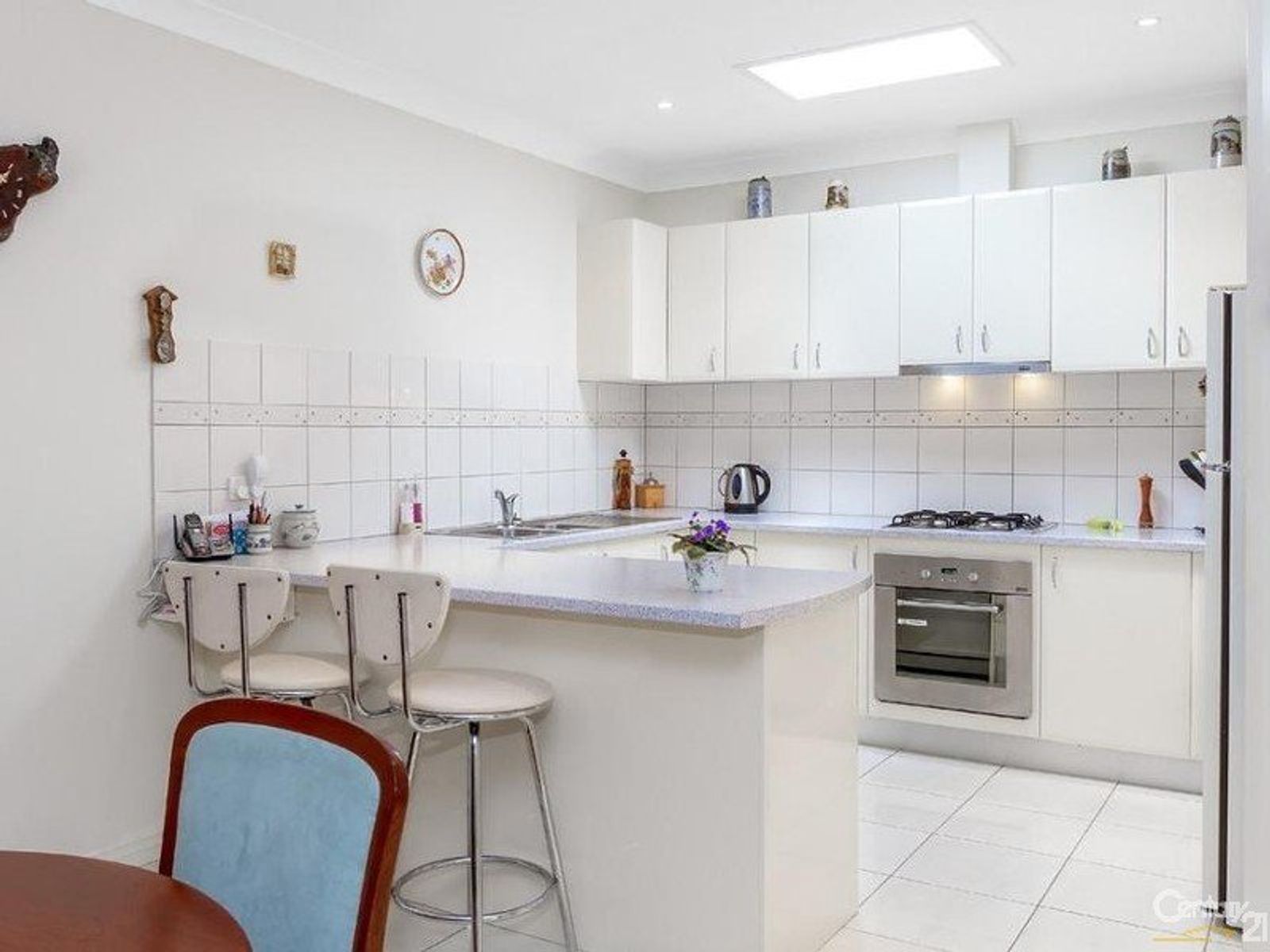 2 Pinetree Avenue, Glen Waverley, VIC 3150, Glen Waverley - Thumbnail 3