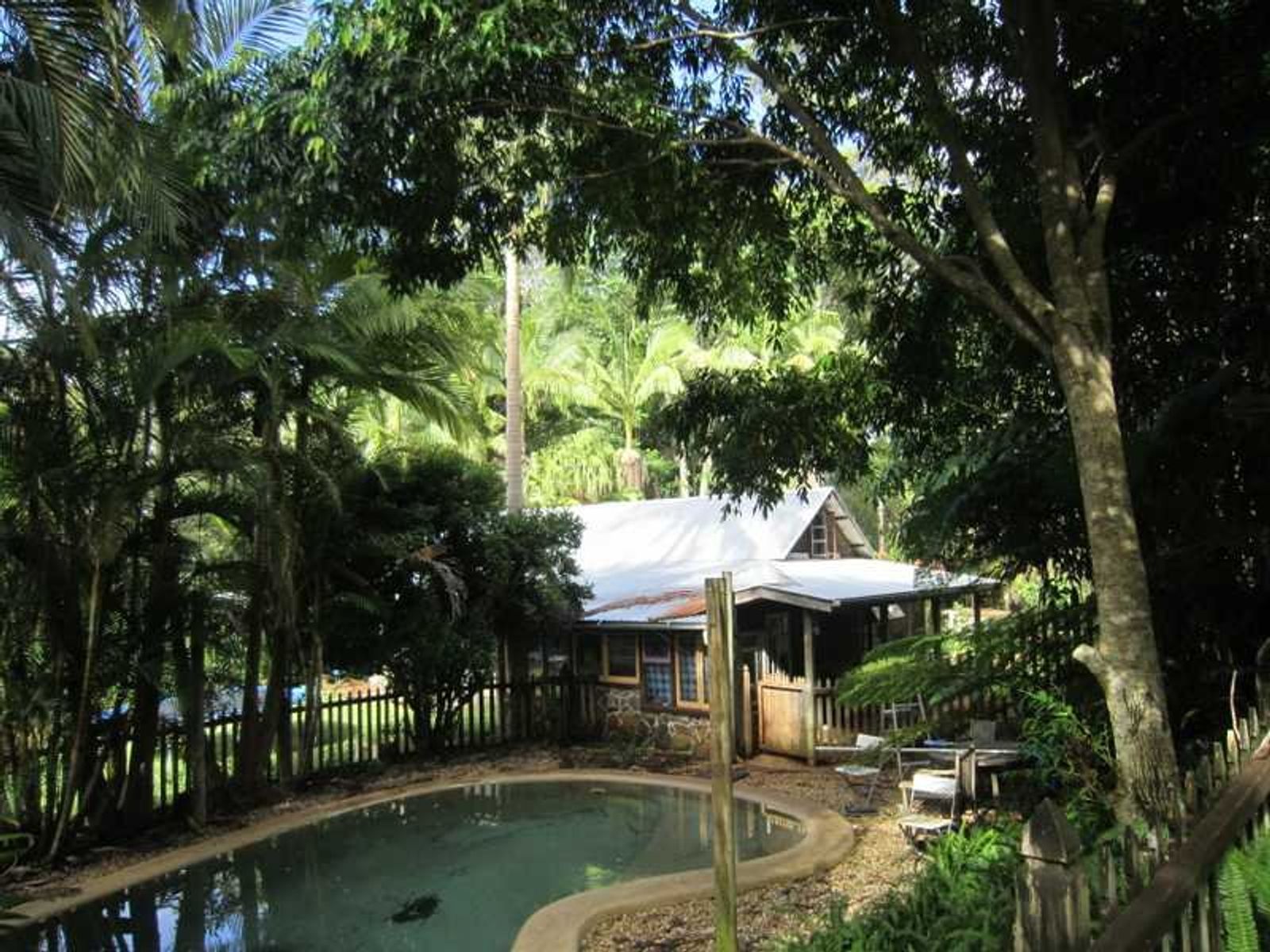 142 Rose Road, The Channon - Thumbnail 8