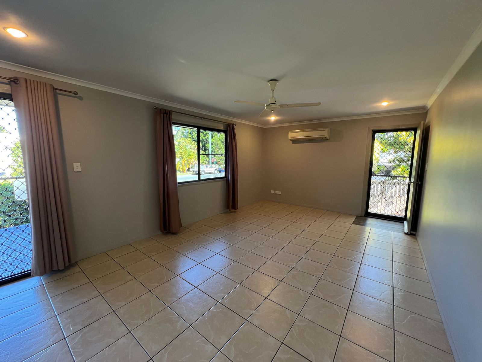 1/12 Kennedy Street, South Mackay QLD 4740, South Mackay - Thumbnail 3