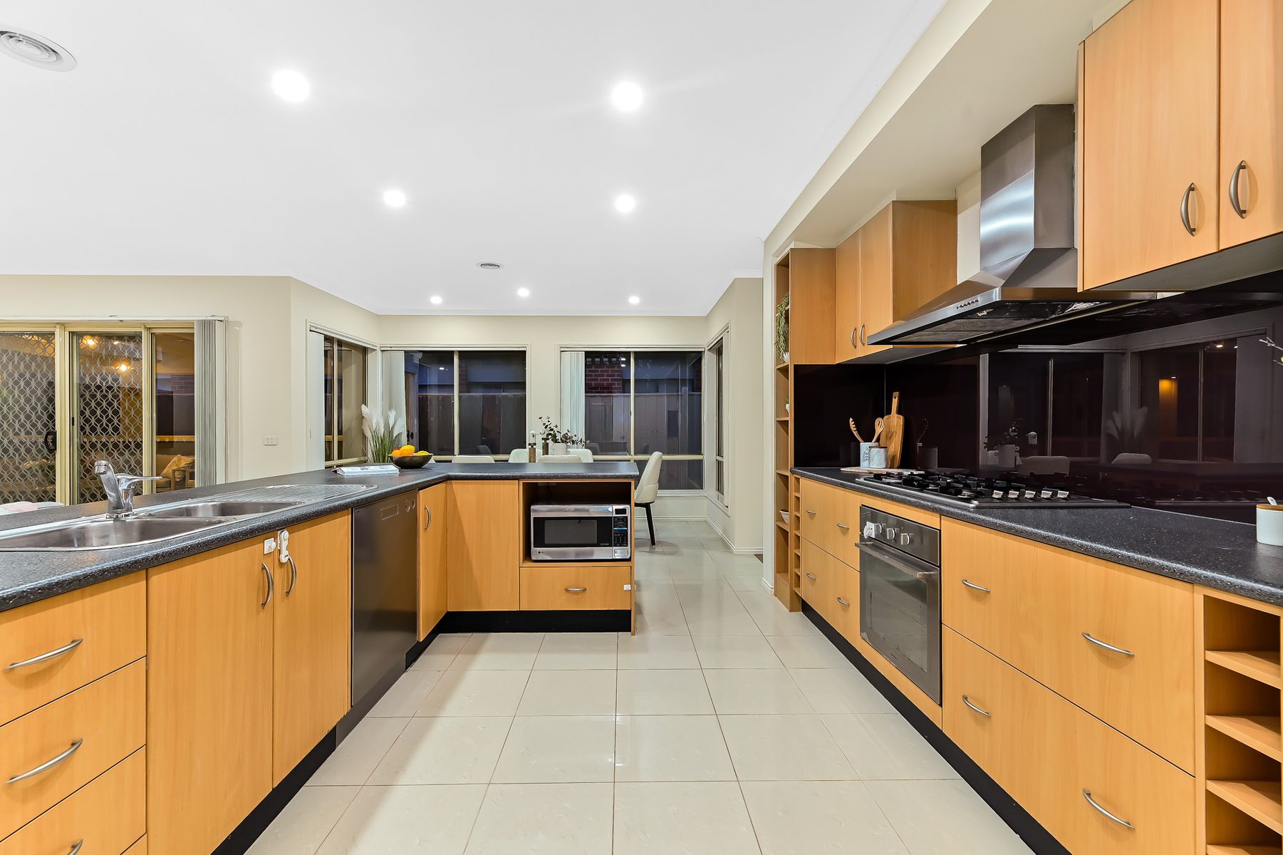24 Emmaline Crescent, Keysborough, VIC 3173, Keysborough - Thumbnail 6