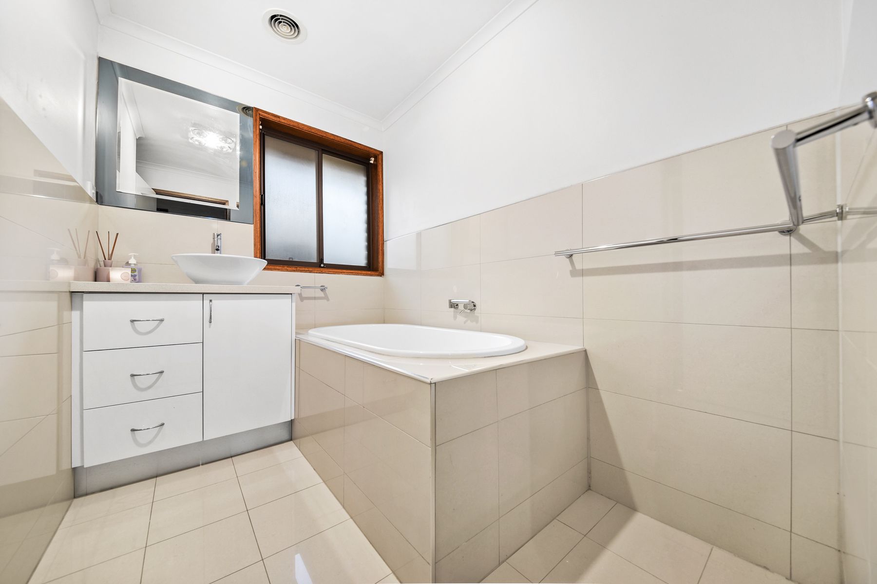 34 Cabinda Drive, Keysborough, VIC 3173, Keysborough - Thumbnail 7