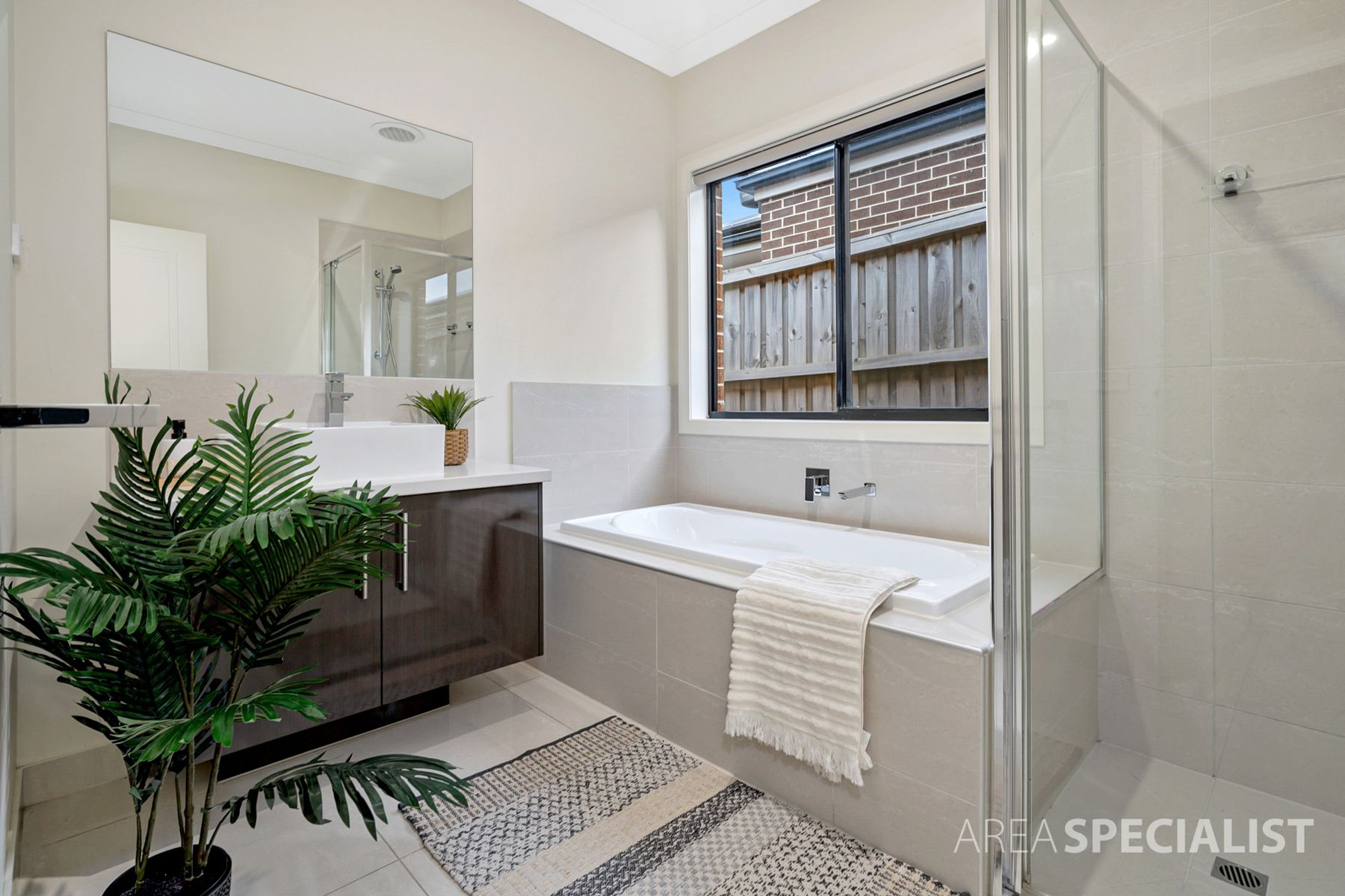 13 Carambola Place, Berwick, VIC 3806, Berwick - Thumbnail 5
