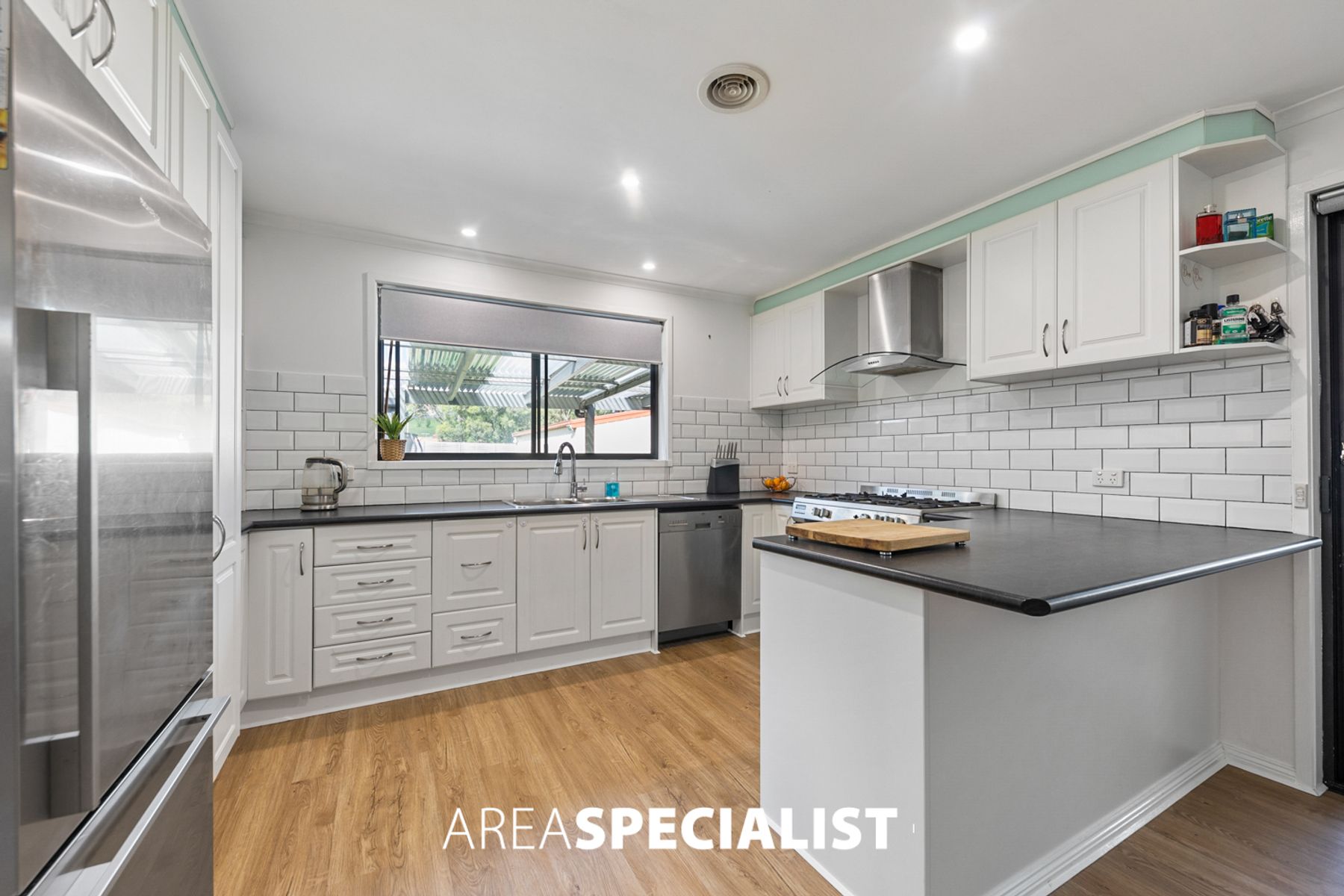 52 Parman Avenue, Pakenham, VIC 3810, Pakenham - Thumbnail 5