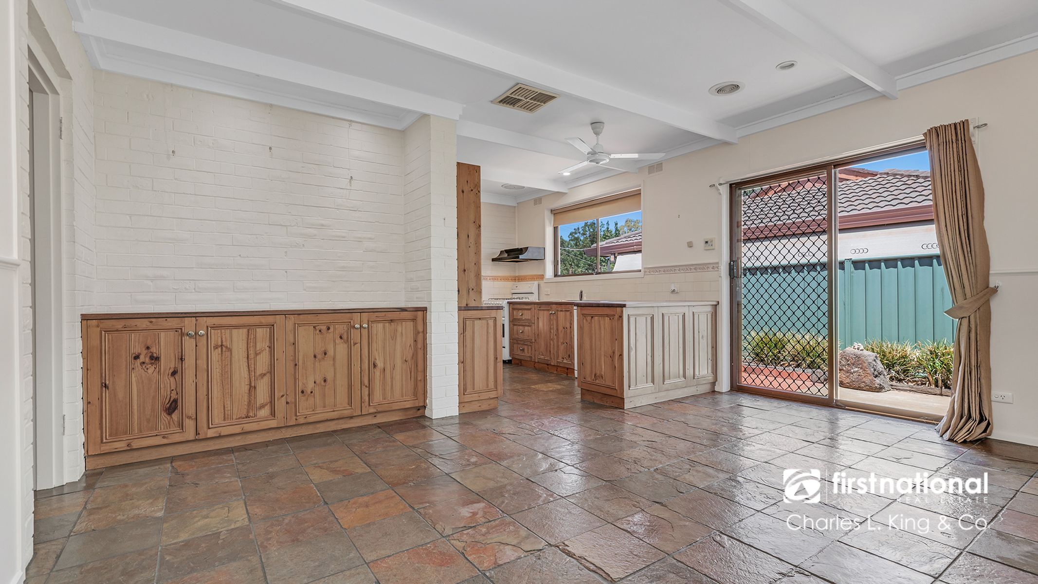 99 Campaspe Esplanade, Echuca VIC 3564, Echuca - Thumbnail 4