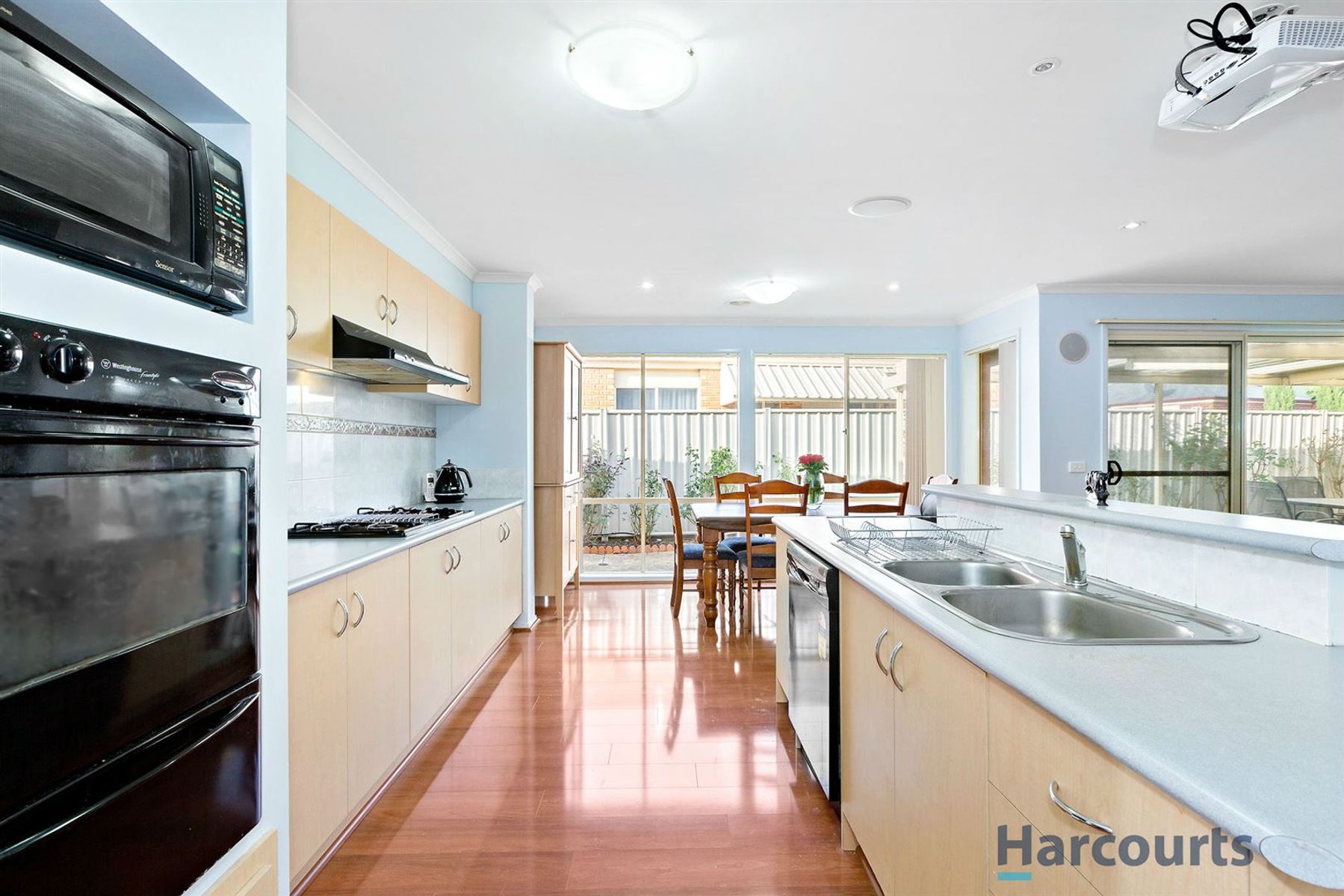 5 Tamborine Way, Caroline Springs, VIC 3023, Caroline Springs - Thumbnail 3
