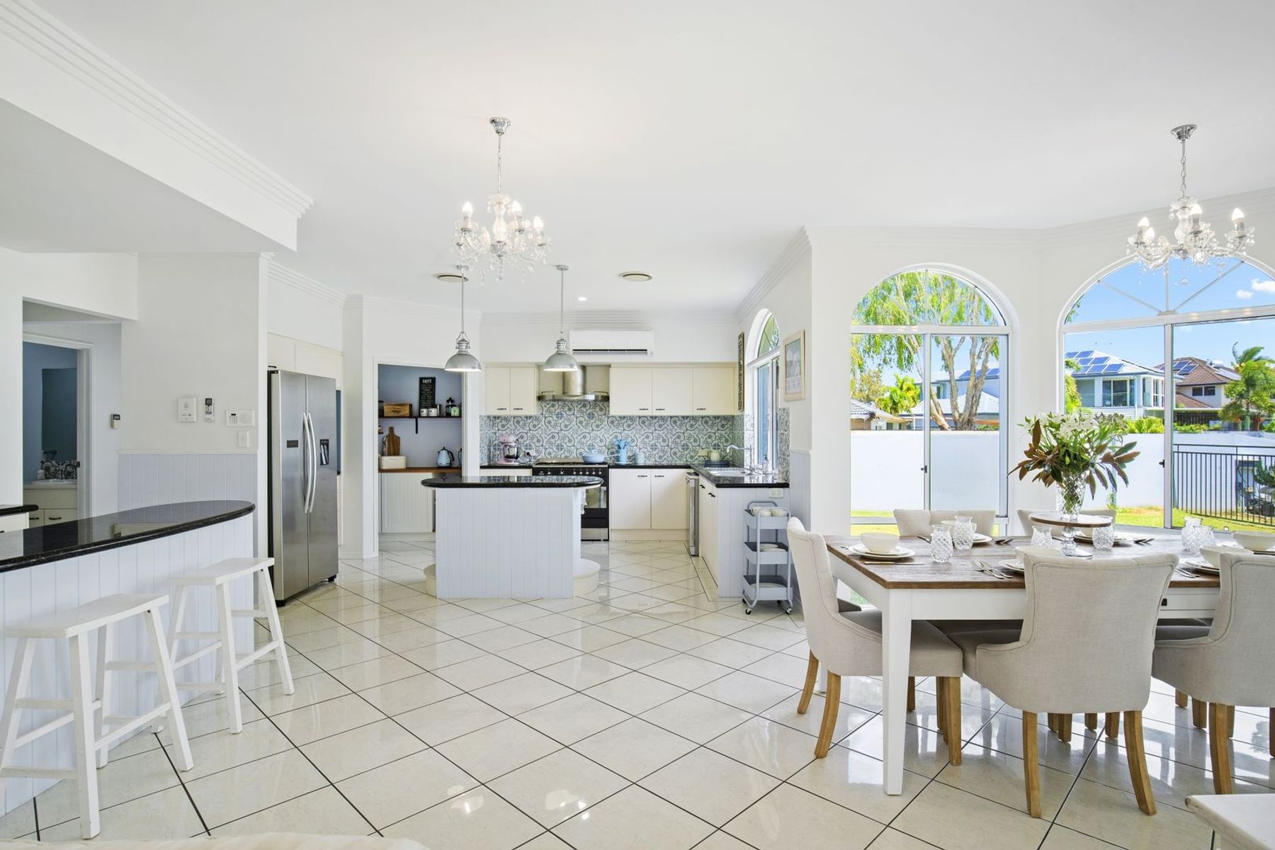 2 Champagne Boulevard Helensvale QLD 4212 Anna Tang 11
