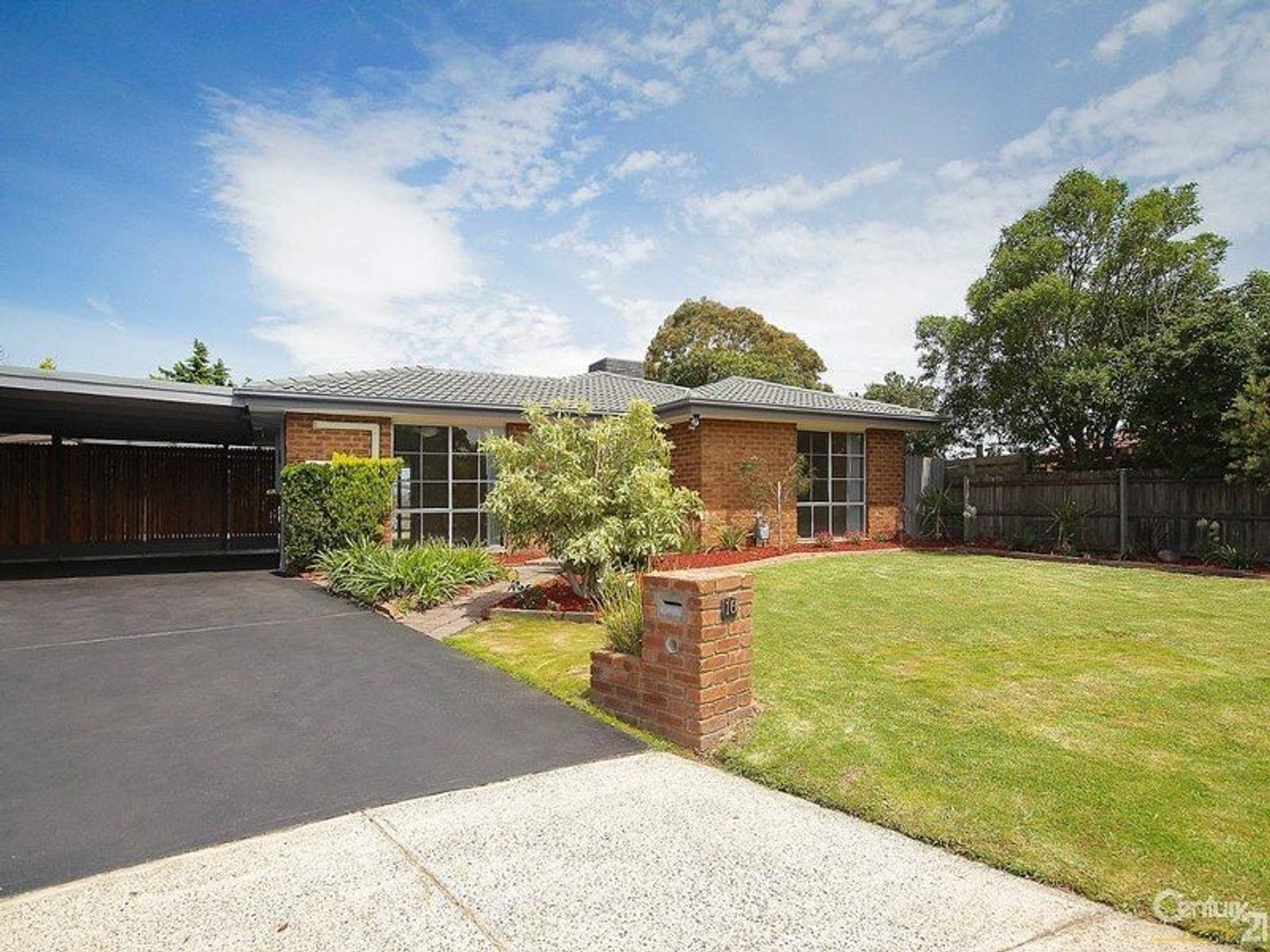 16 Rowen Court, Cranbourne North - Thumbnail 3