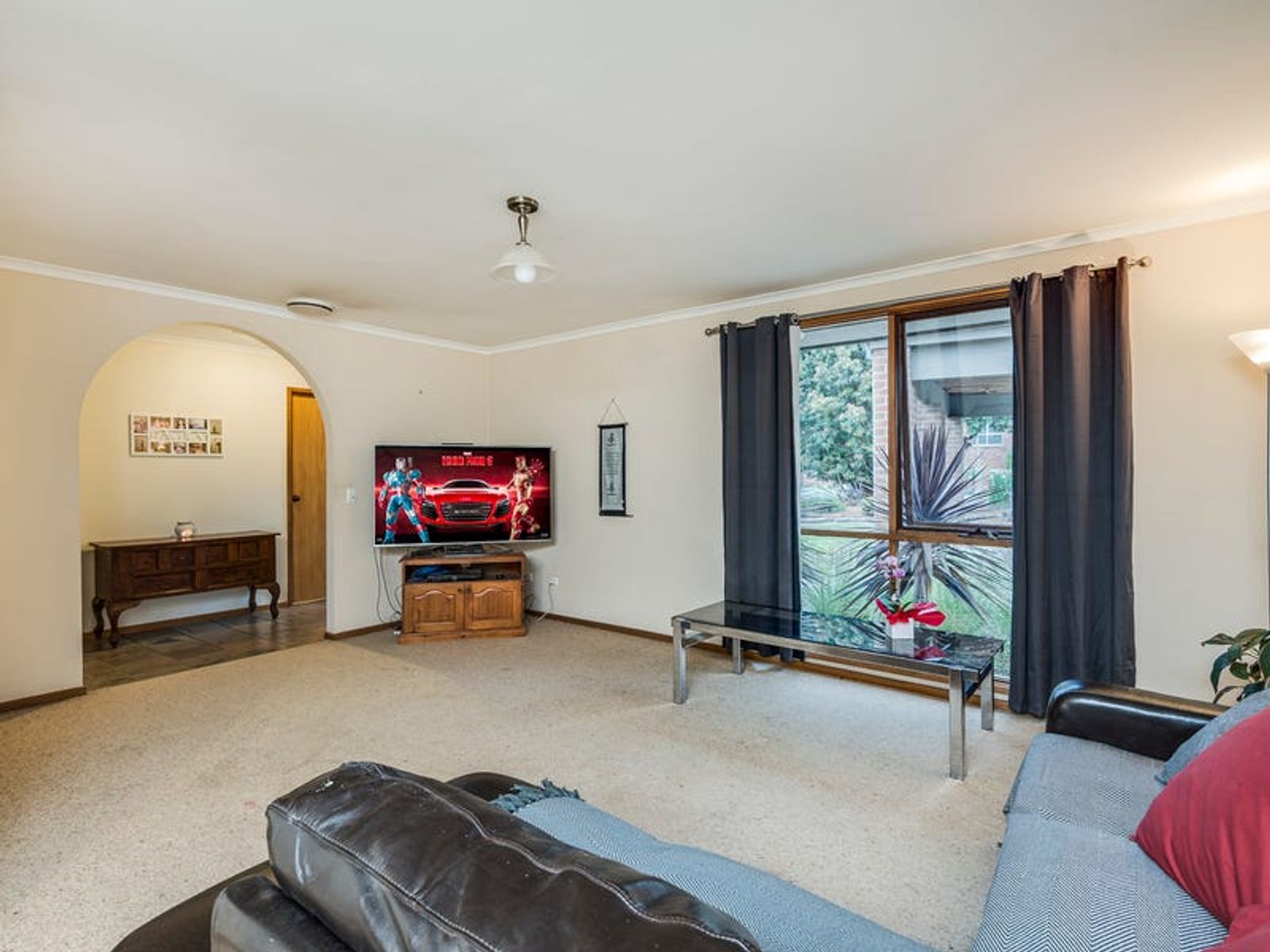 40 Thomas Mitchell Drive, Endeavour Hills, VIC 3802, Endeavour Hills - Thumbnail 2