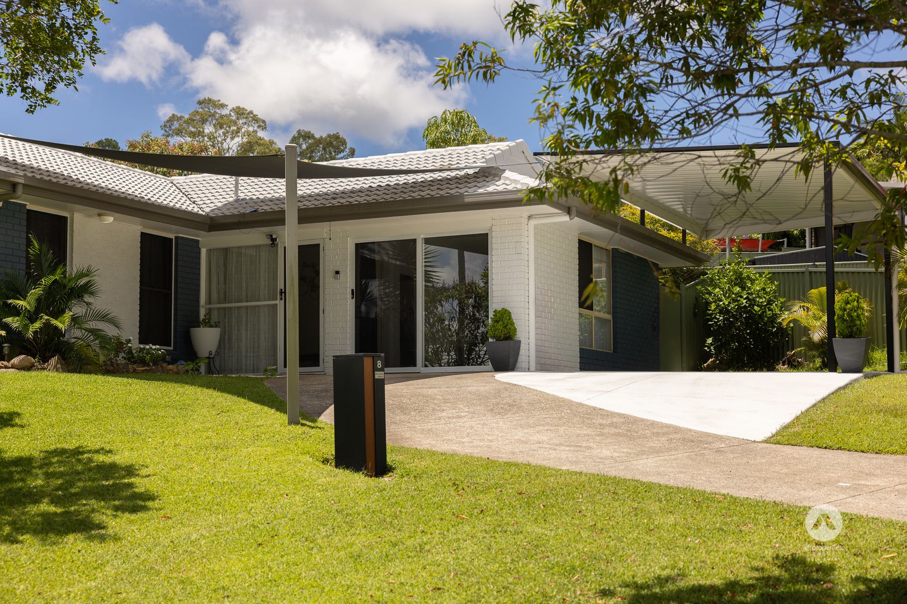 8 Mona Court, Oxenford QLD 4210, Oxenford - Thumbnail 3