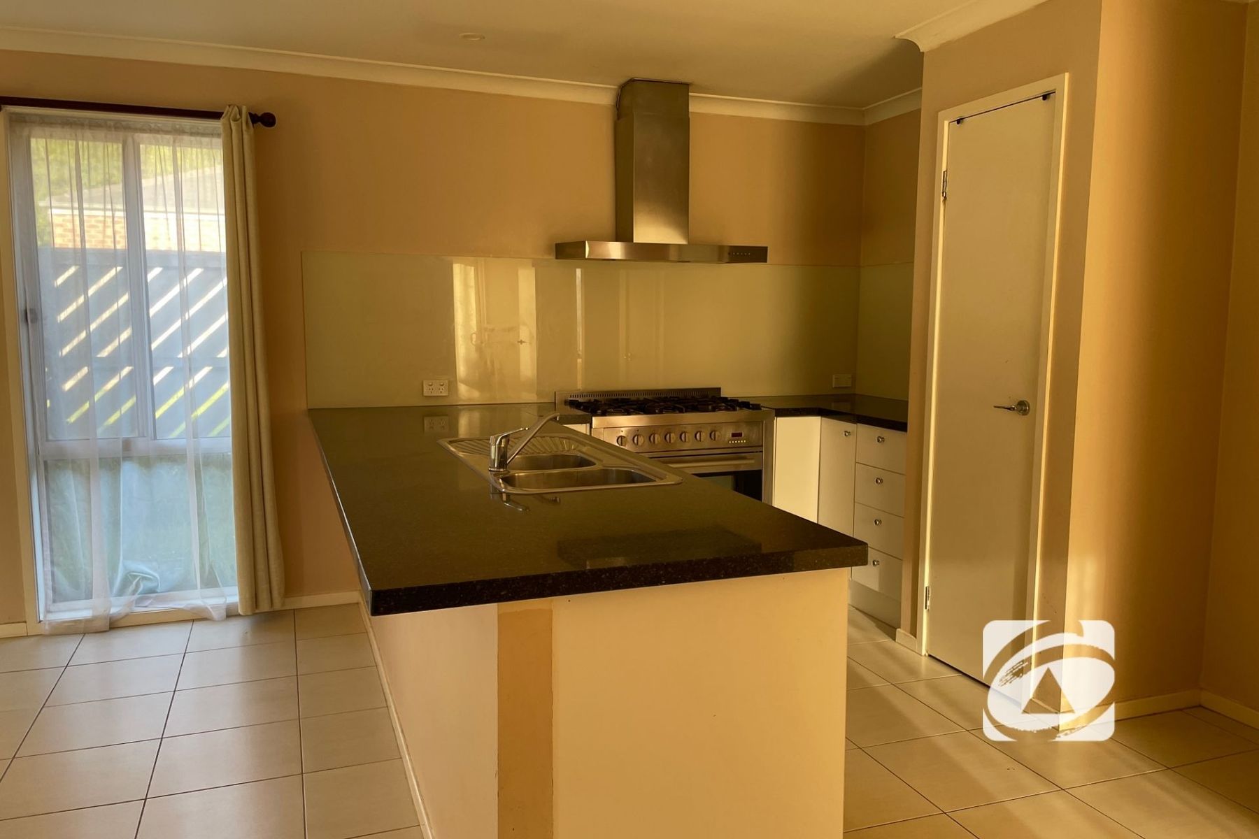 74 Golf Links Road, Berwick VIC 3806, Berwick - Thumbnail 3