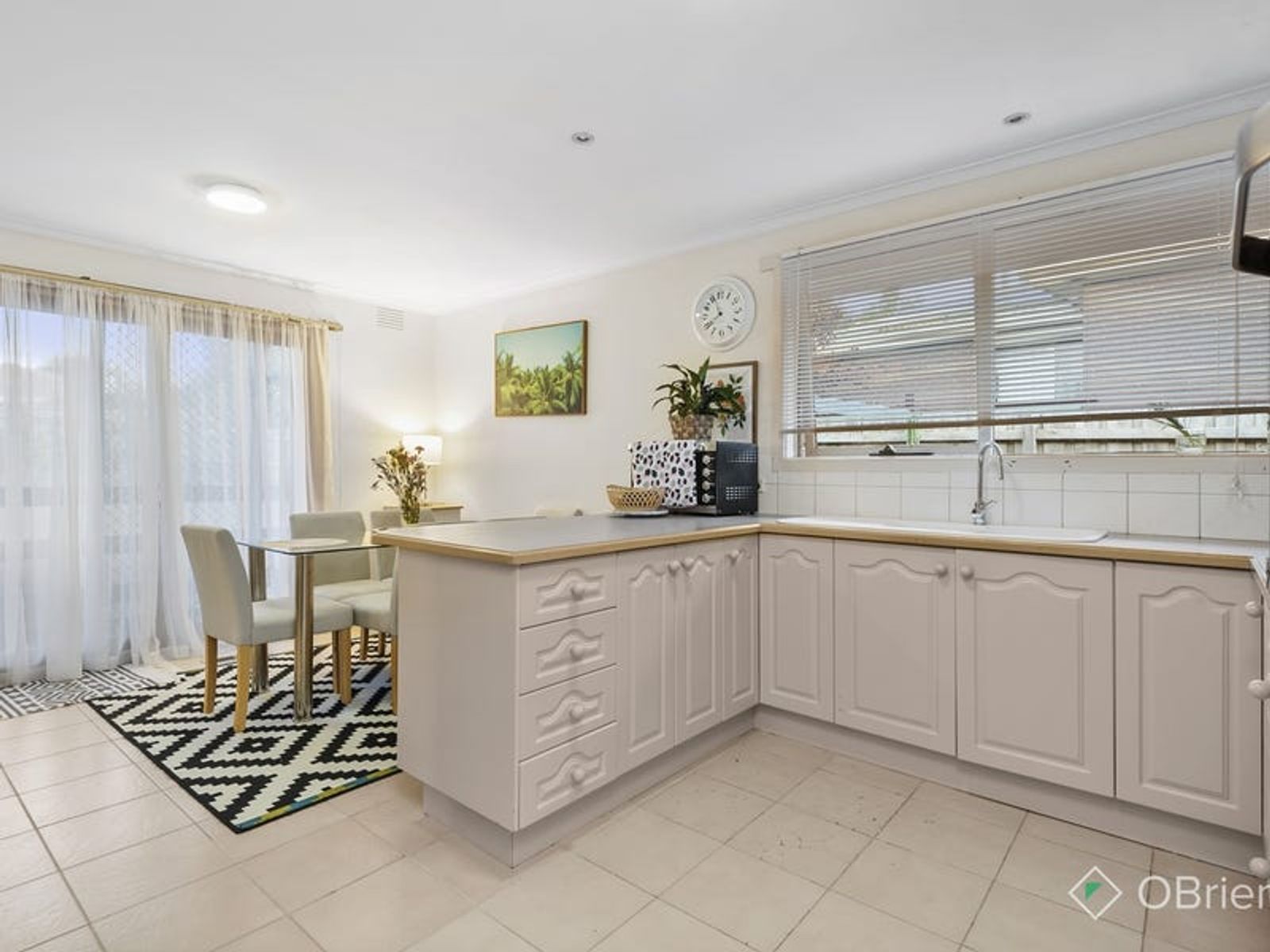 6 Throsby Court, Endeavour Hills, VIC 3802, Endeavour Hills - Thumbnail 4