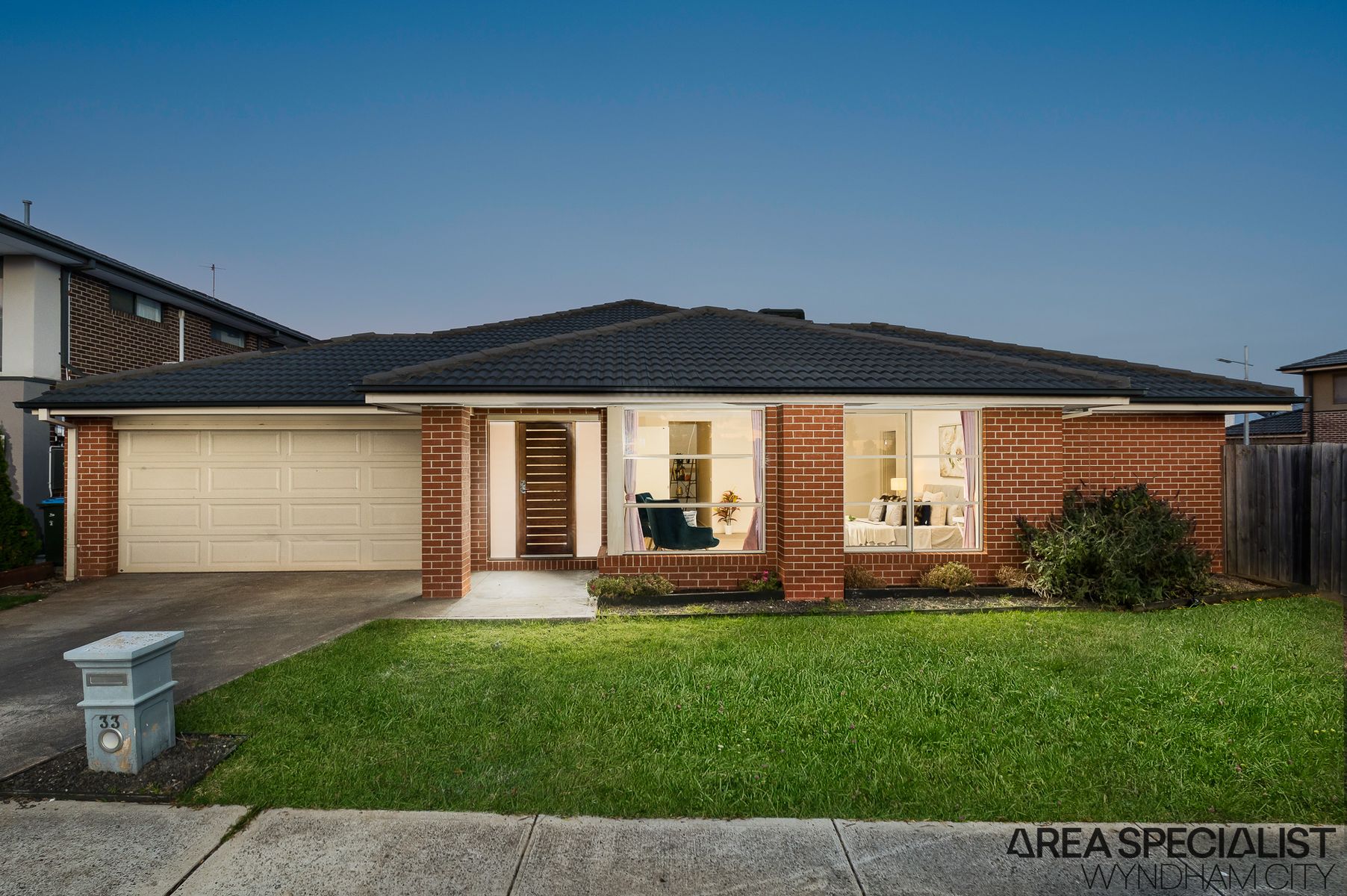 33 Whisper Boulevard, Point Cook, VIC 3030, Point Cook - Thumbnail 2