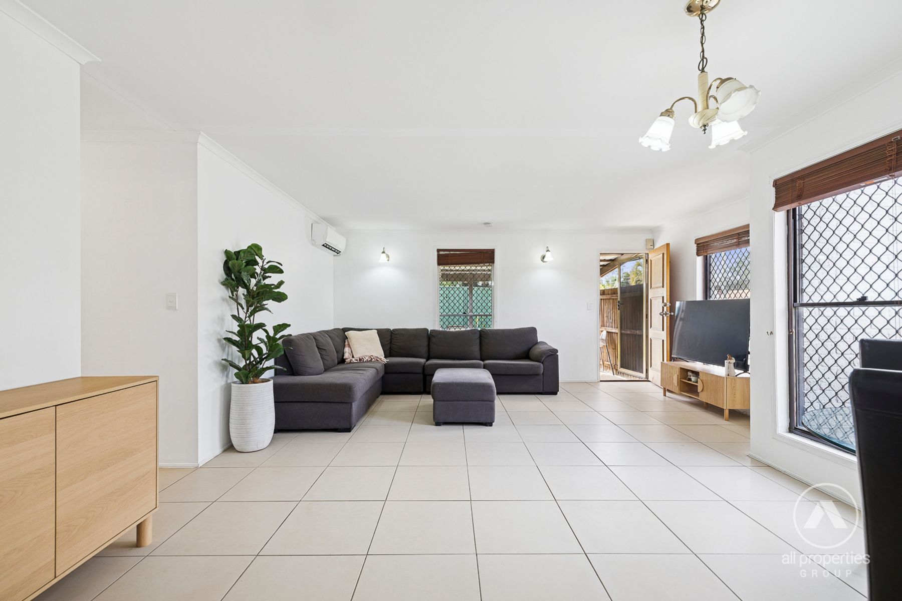3 CAMPDEN STREET, Browns Plains QLD 4118, Browns Plains - Thumbnail 2