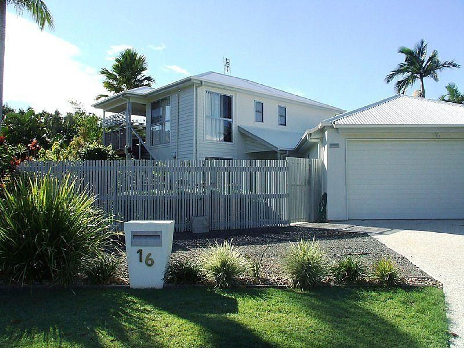16 Spinnaker Drive, Mount Coolum QLD 4573