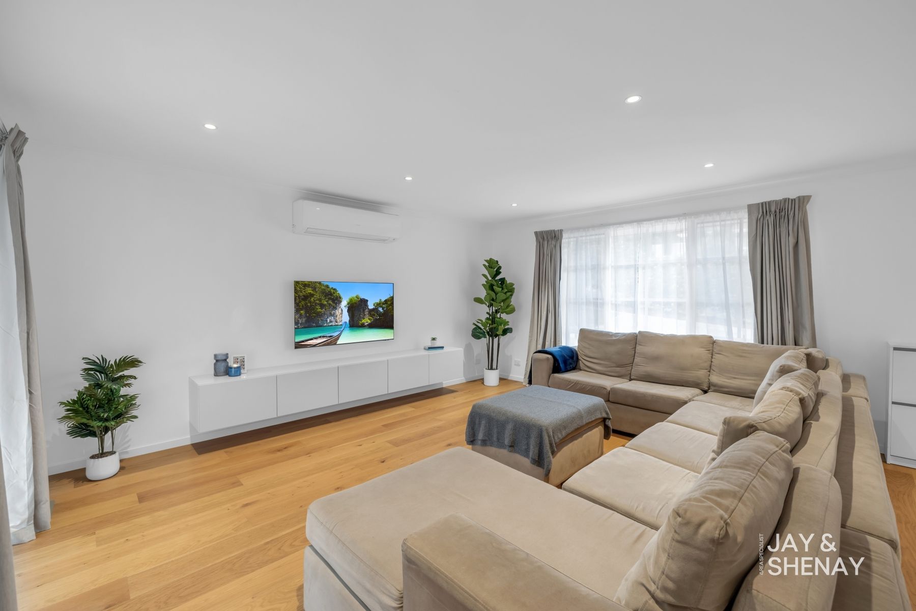 41 Preston Avenue, Endeavour Hills, VIC 3802, Endeavour Hills - Thumbnail 2