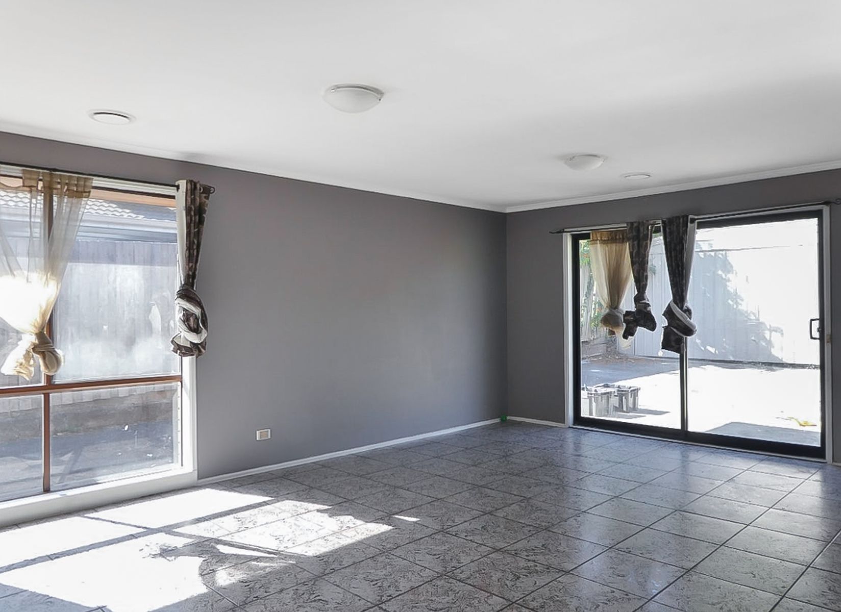 8 James Wyman Place, Hampton Park, VIC 3976, Hampton Park - Thumbnail 3