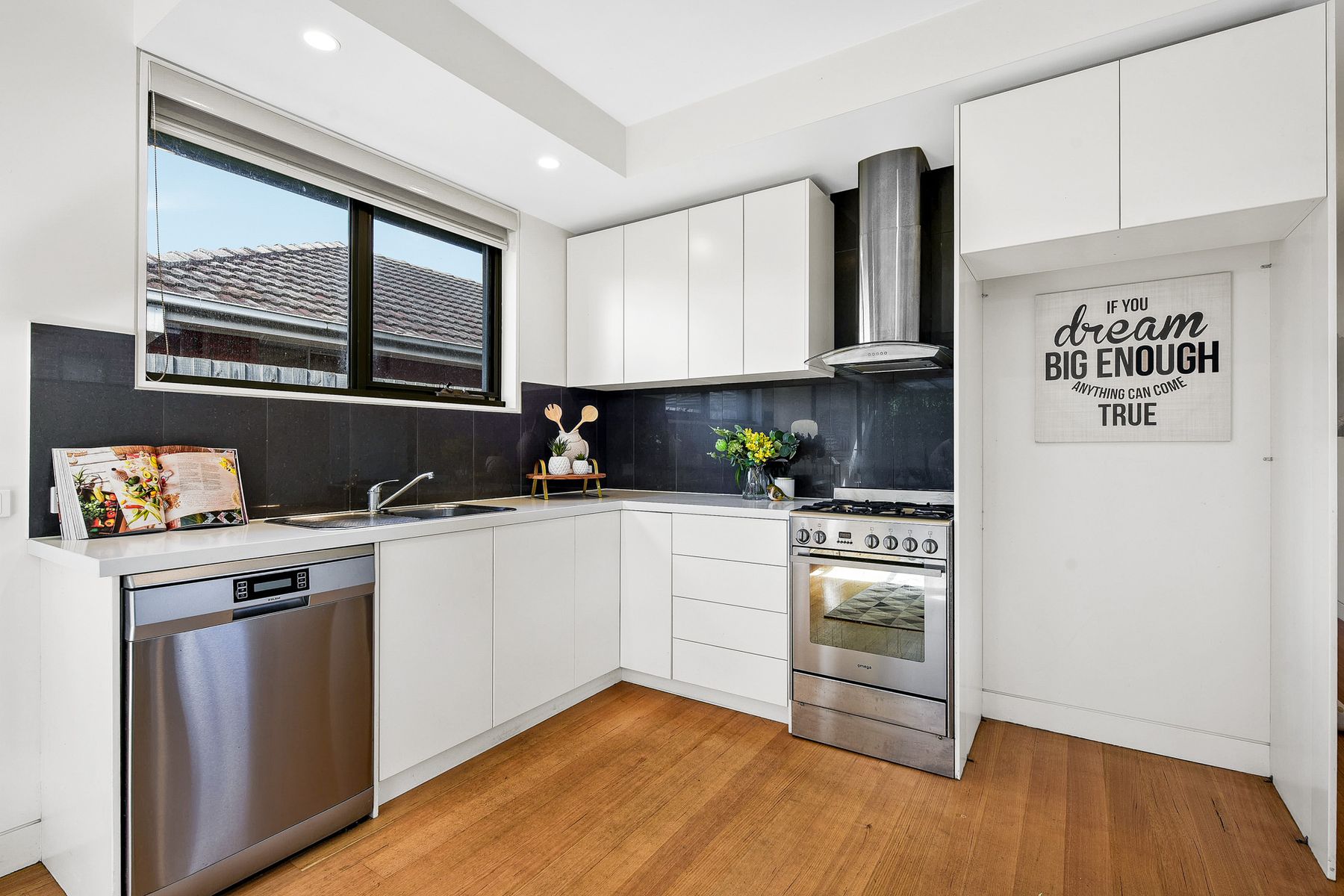 2/1 Russell Street, Nunawading, VIC 3131, Nunawading - Thumbnail 4