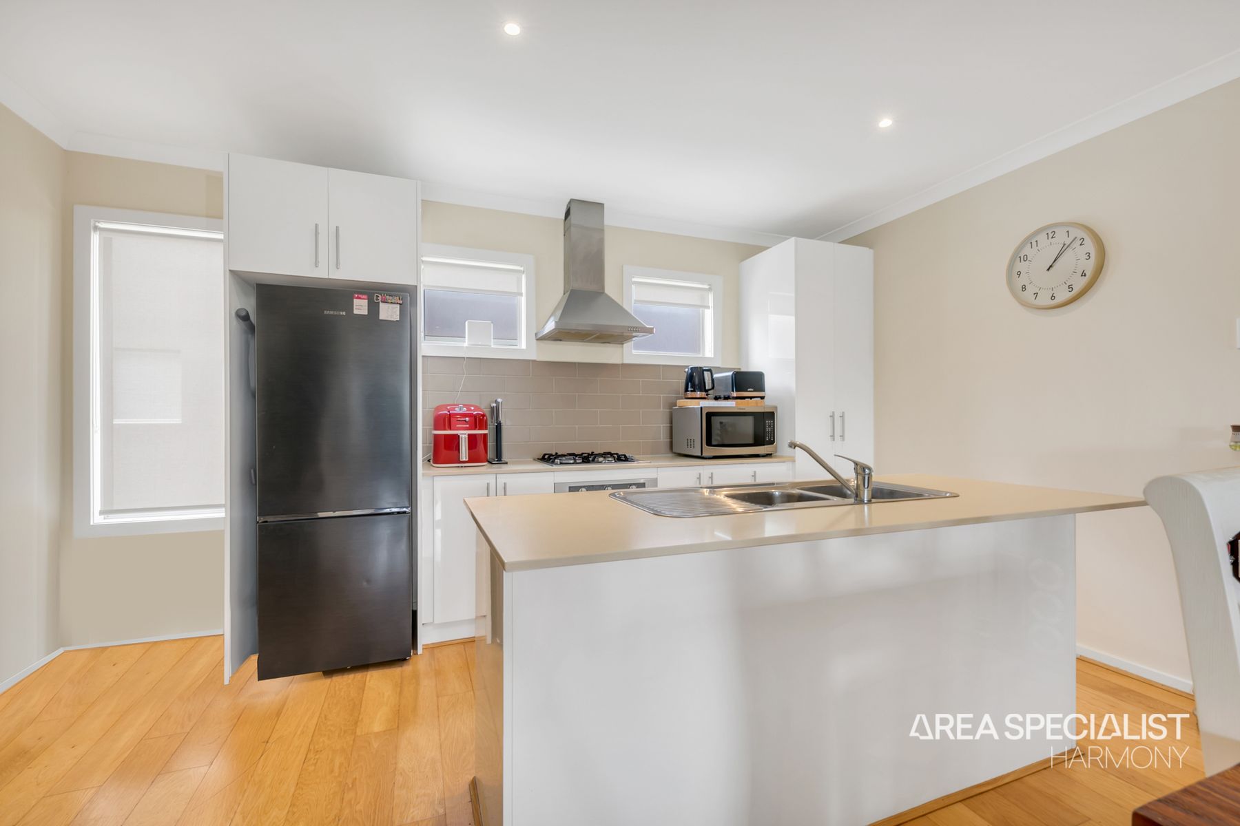 10 Kai Close, Caroline Springs, VIC 3023, Caroline Springs - Thumbnail 3