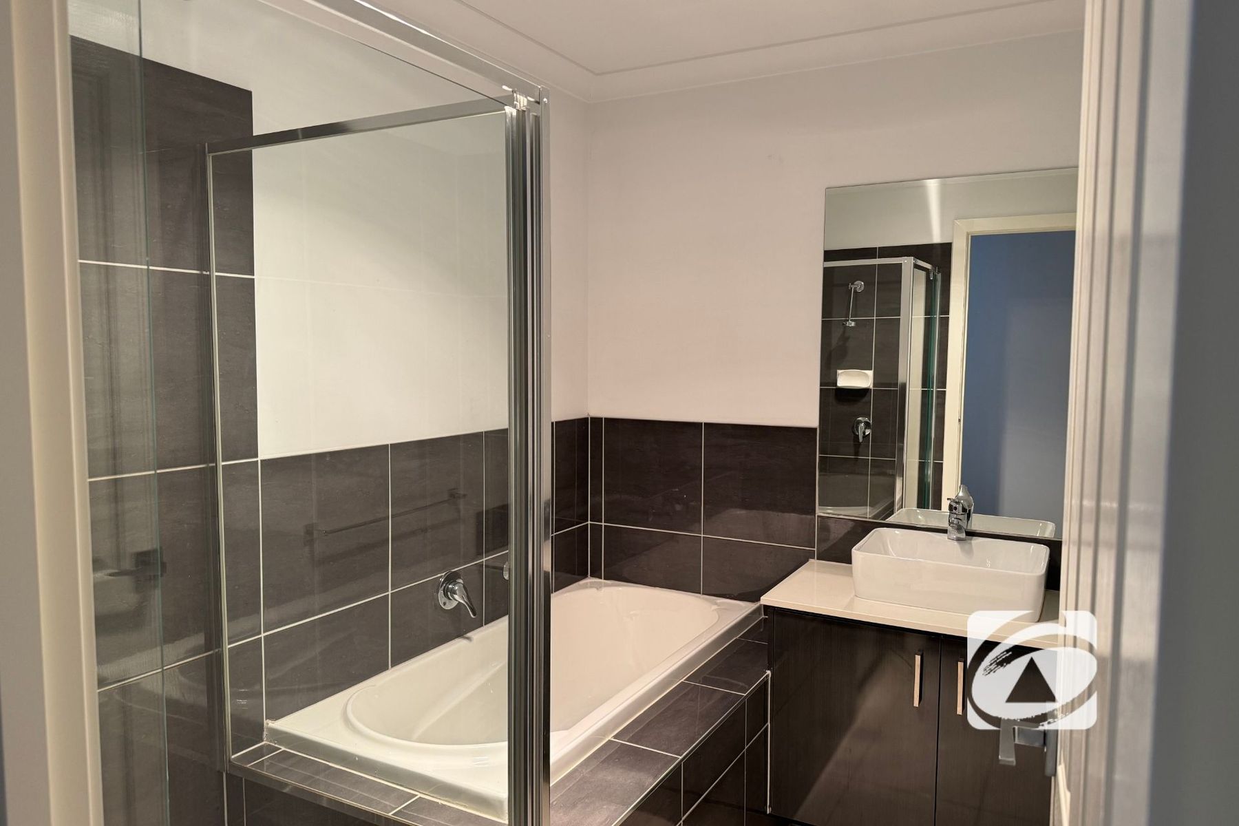 47 Pinnacle Drive, Pakenham VIC 3810, Pakenham - Thumbnail 6