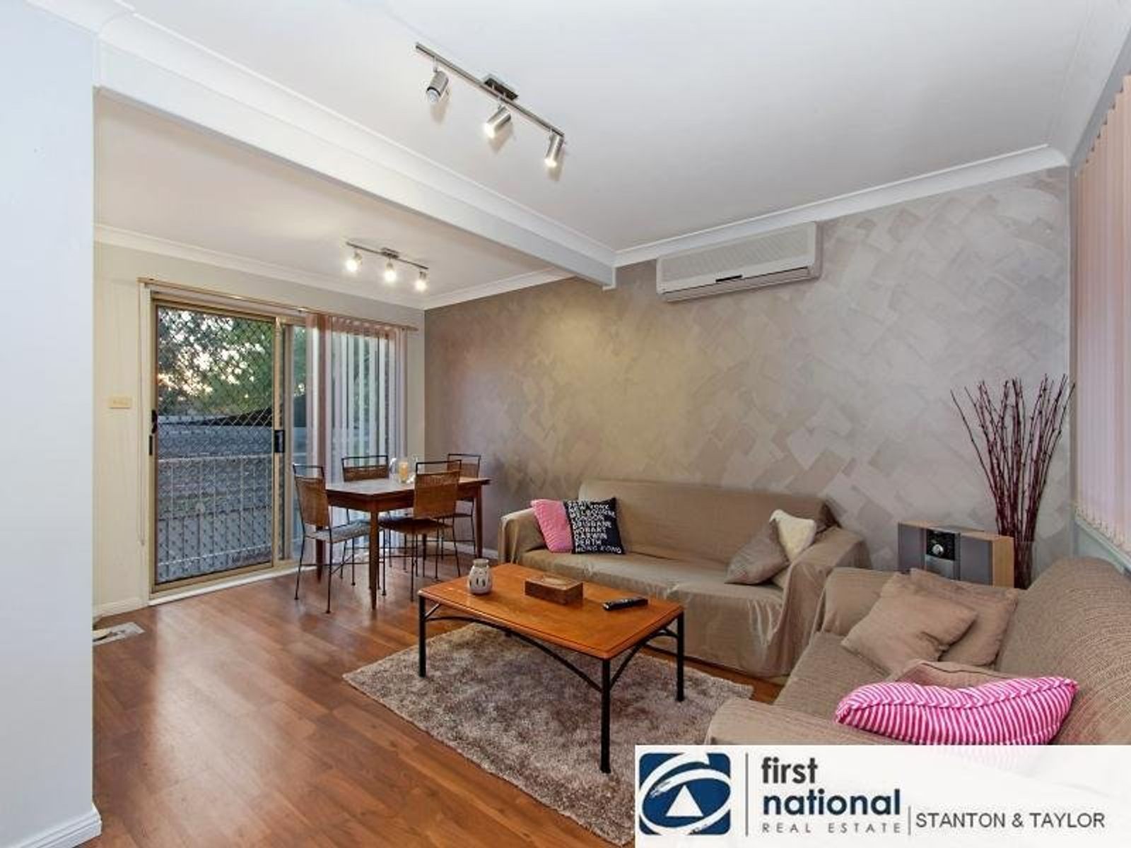 6/147 Cox Avenue, Penrith - Thumbnail 3