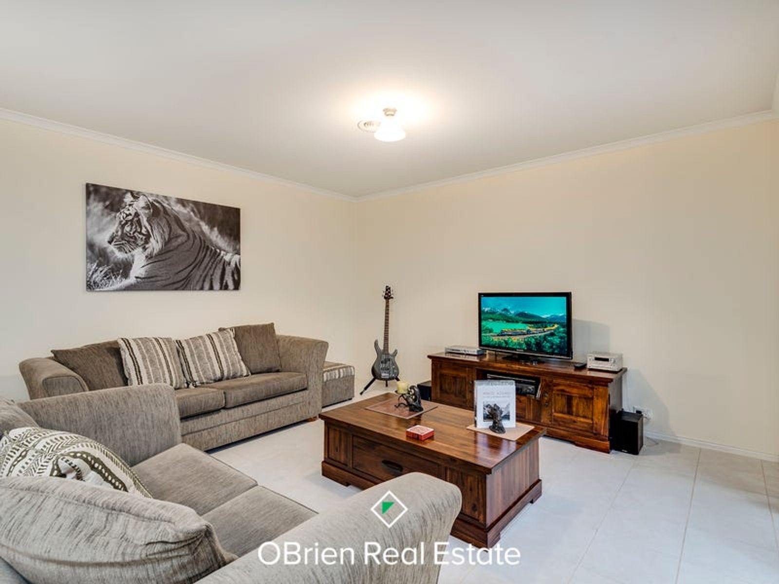 56 Springfield Drive, Narre Warren, VIC 3805, Narre Warren - Thumbnail 3