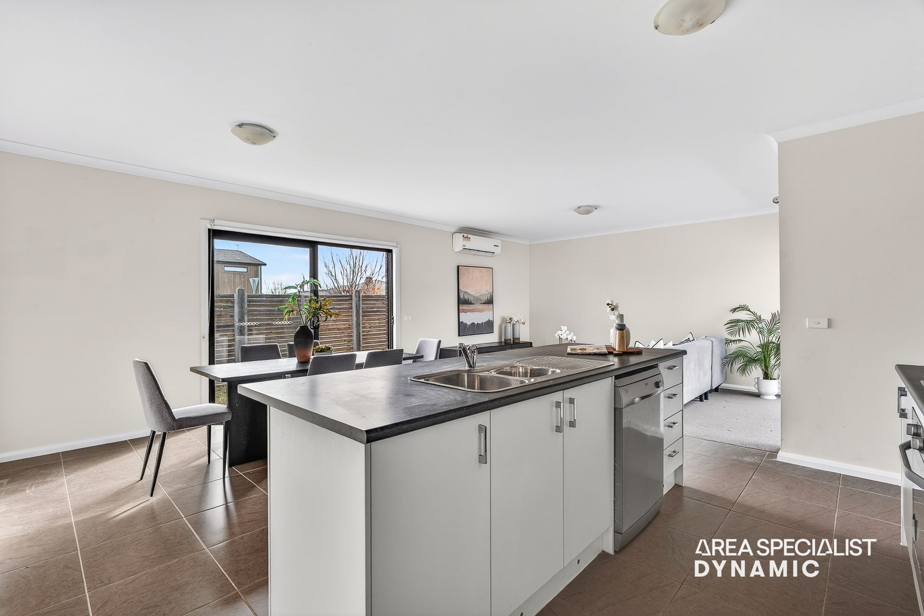 79 Anniversary Avenue, Wyndham Vale, Wyndham Vale - Thumbnail 6
