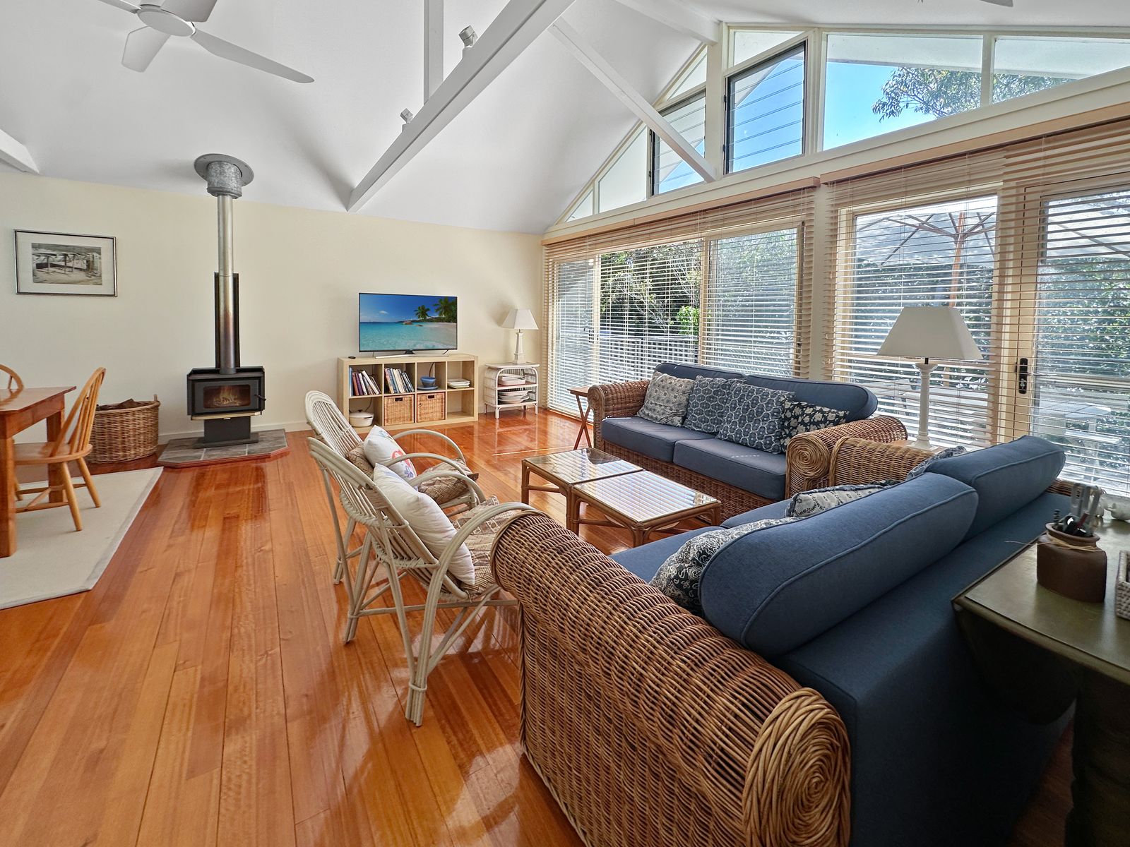 11 Kikarra Crescent, Hawks Nest NSW 2324, Hawks Nest - Thumbnail 3