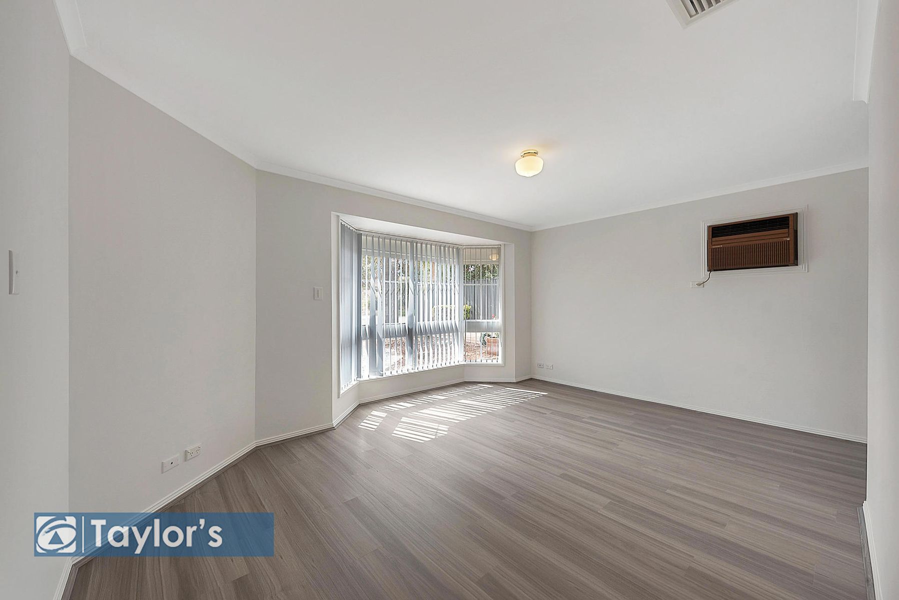 14 Birch Grove, Craigmore SA 5114, Craigmore - Thumbnail 2