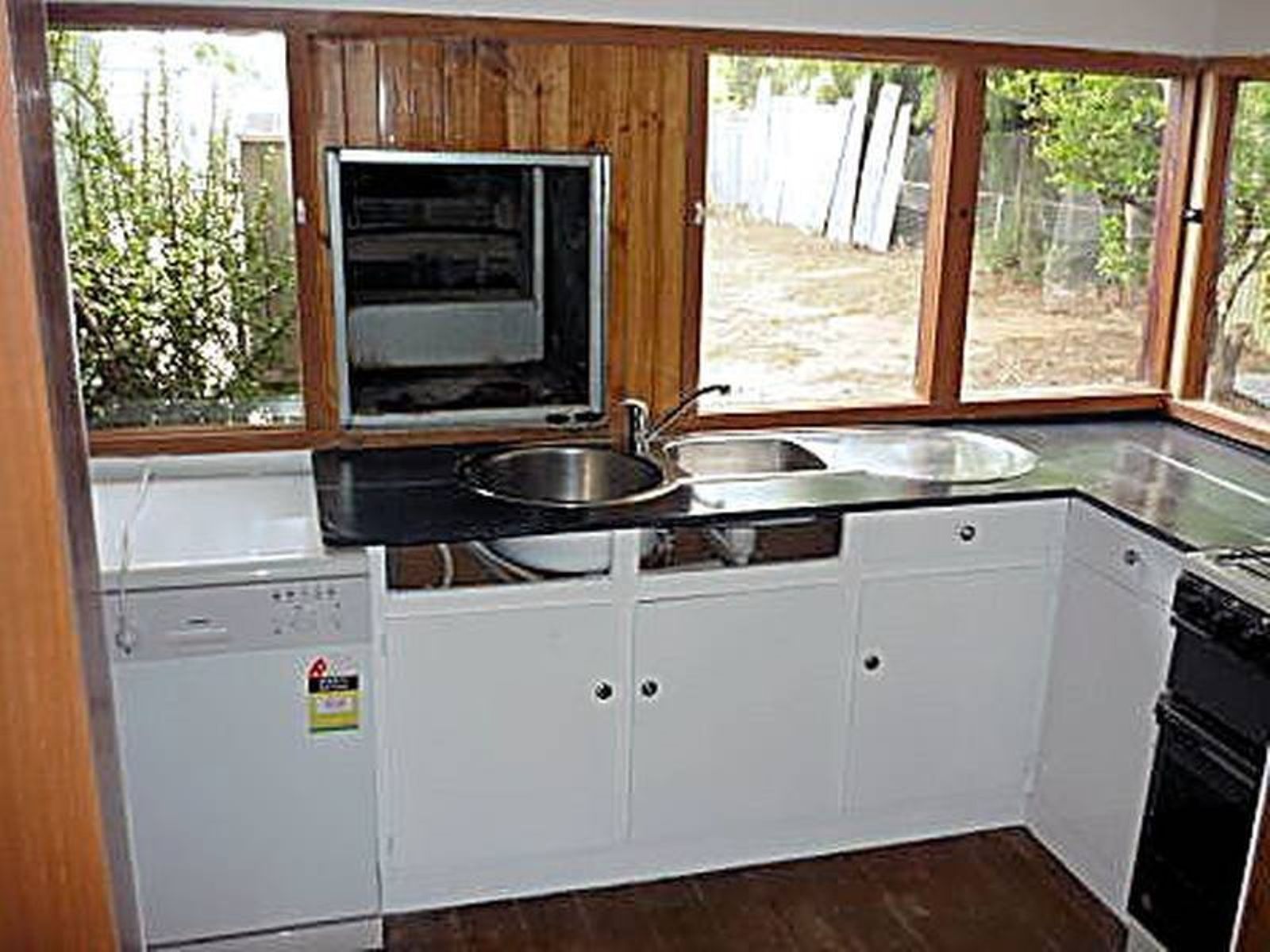 4 Emmett Street, Ouyen - Thumbnail 3