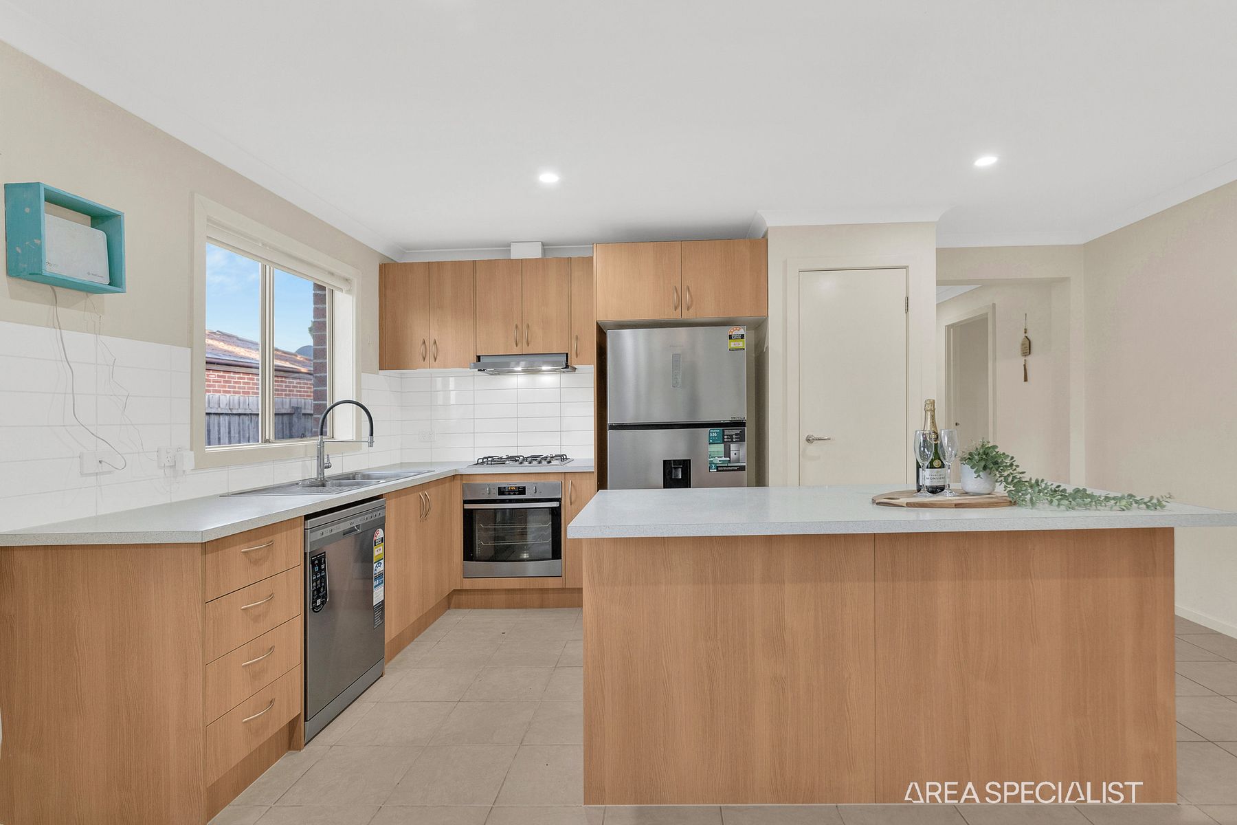 47 MELISSA WAY, Pakenham, VIC 3810, Pakenham - Thumbnail 6