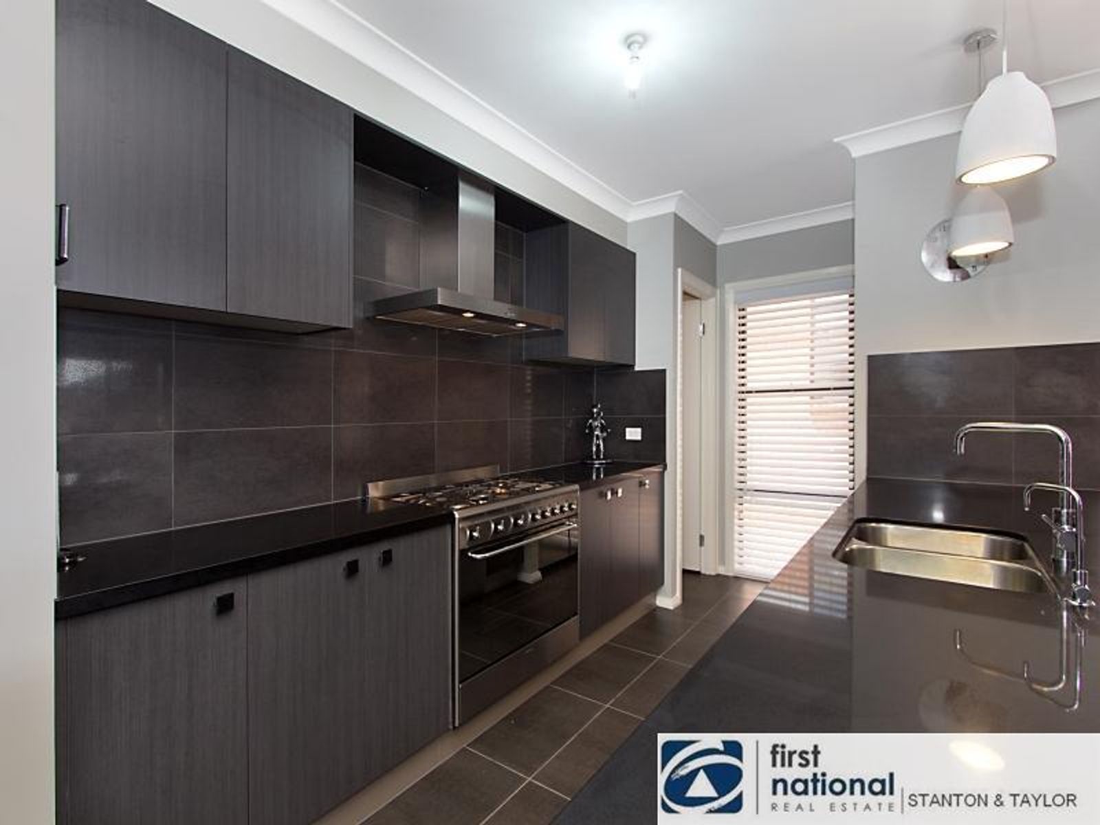5 Bowen Close, Jordan Springs - Thumbnail 6
