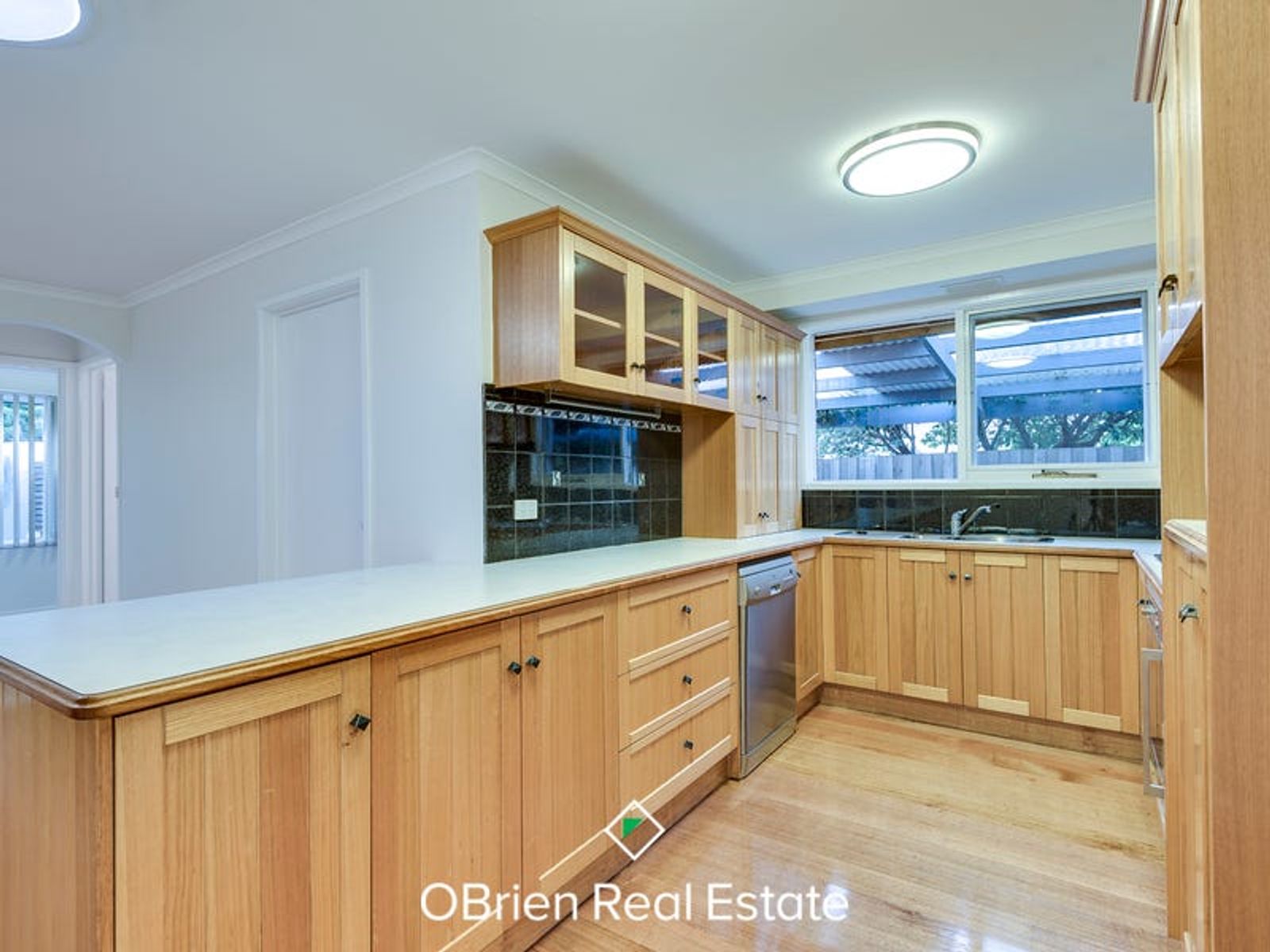 10 Charles Green Avenue, Endeavour Hills, VIC 3802, Endeavour Hills - Thumbnail 3