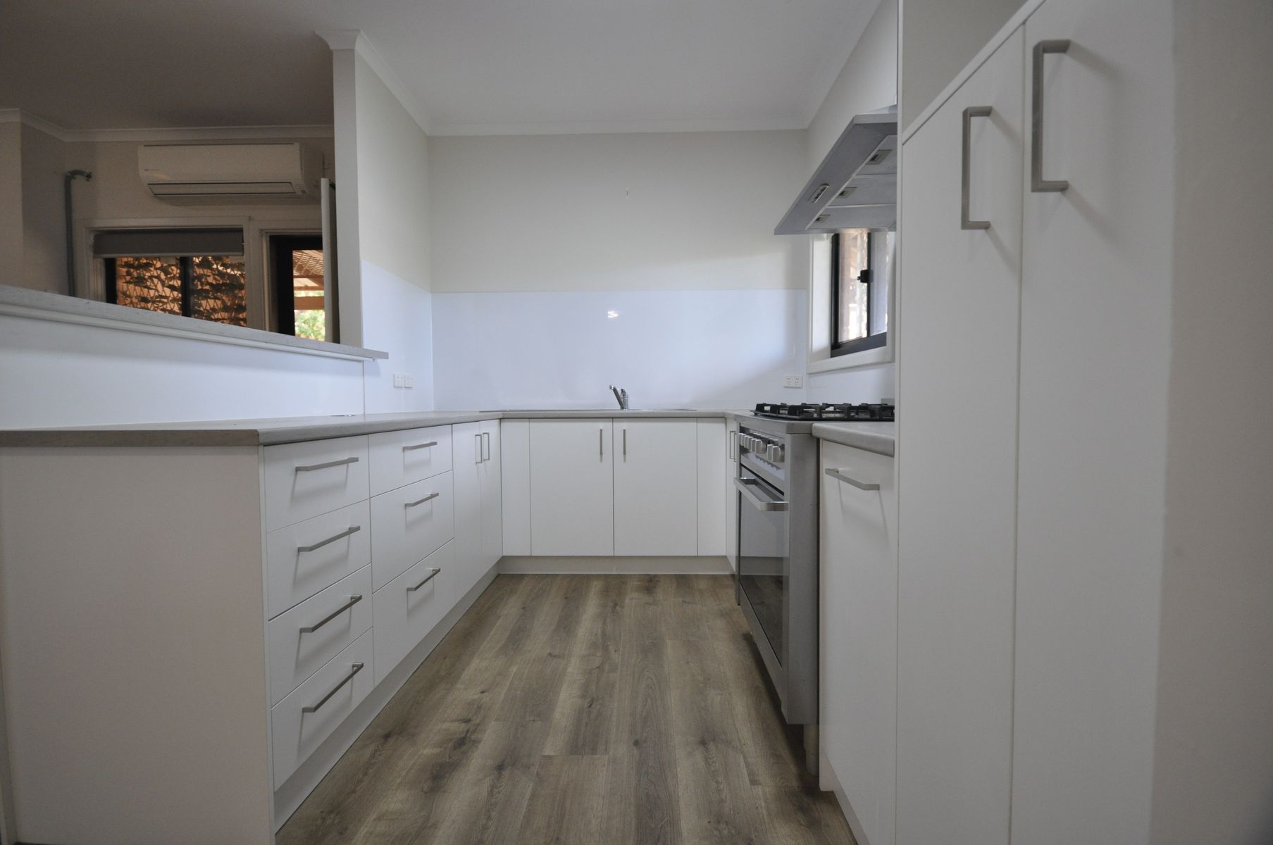 32 Spoonbill Crescent, South Hedland WA 6722, South Hedland - Thumbnail 2