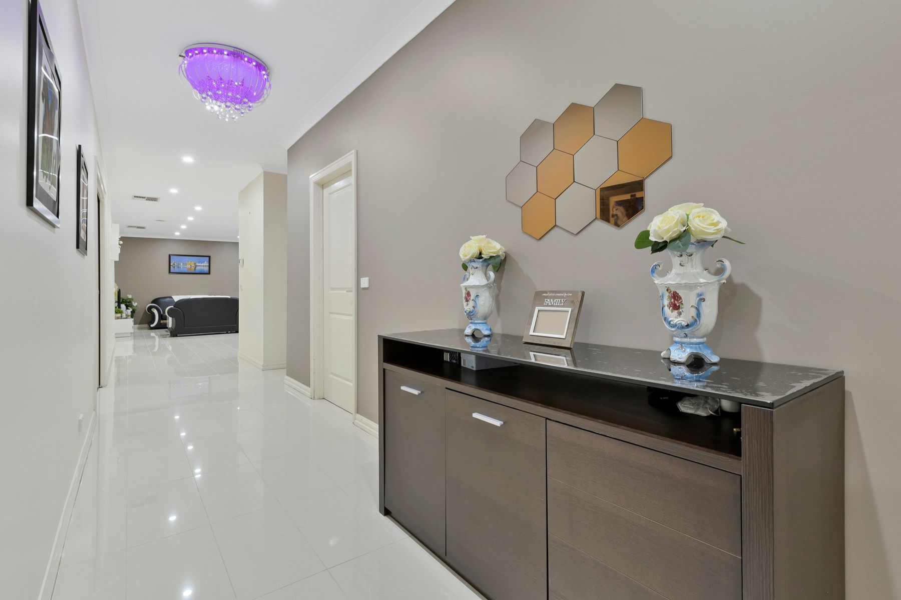 7 Tankard Drive, Cranbourne East, VIC 3977, Cranbourne East - Thumbnail 2