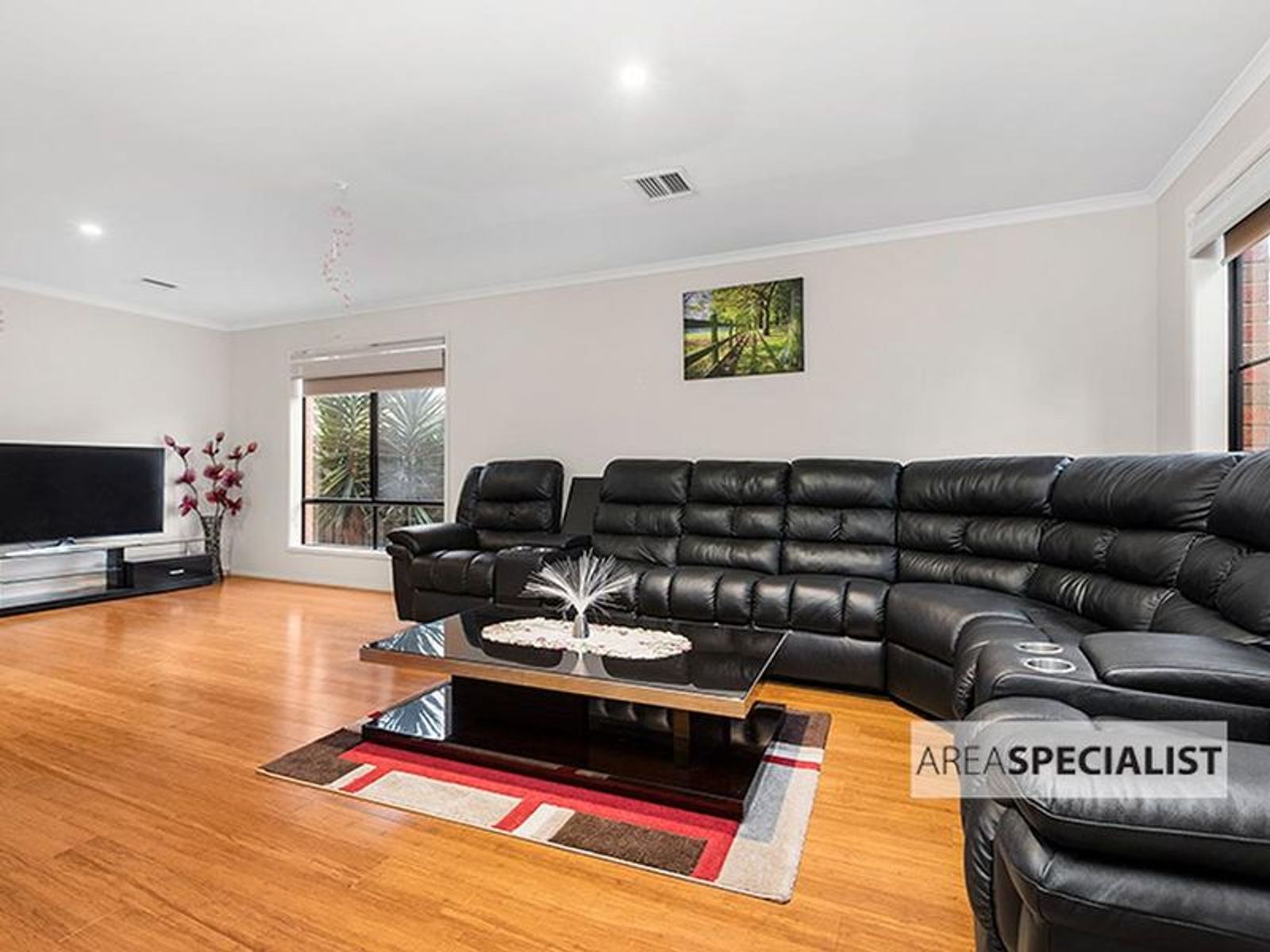 10 Napier Way, Narre Warren South, VIC 3805, Narre Warren South - Thumbnail 2