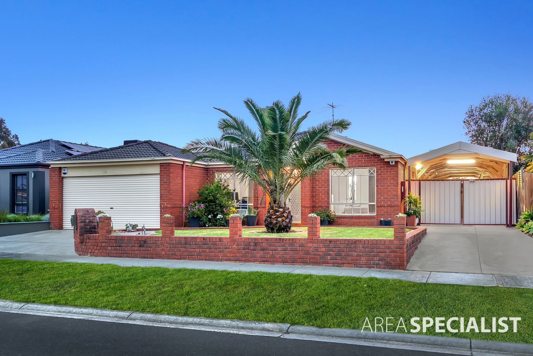 11 Byron Court, Narre Warren South, VIC 3805, Narre Warren South - Thumbnail 2